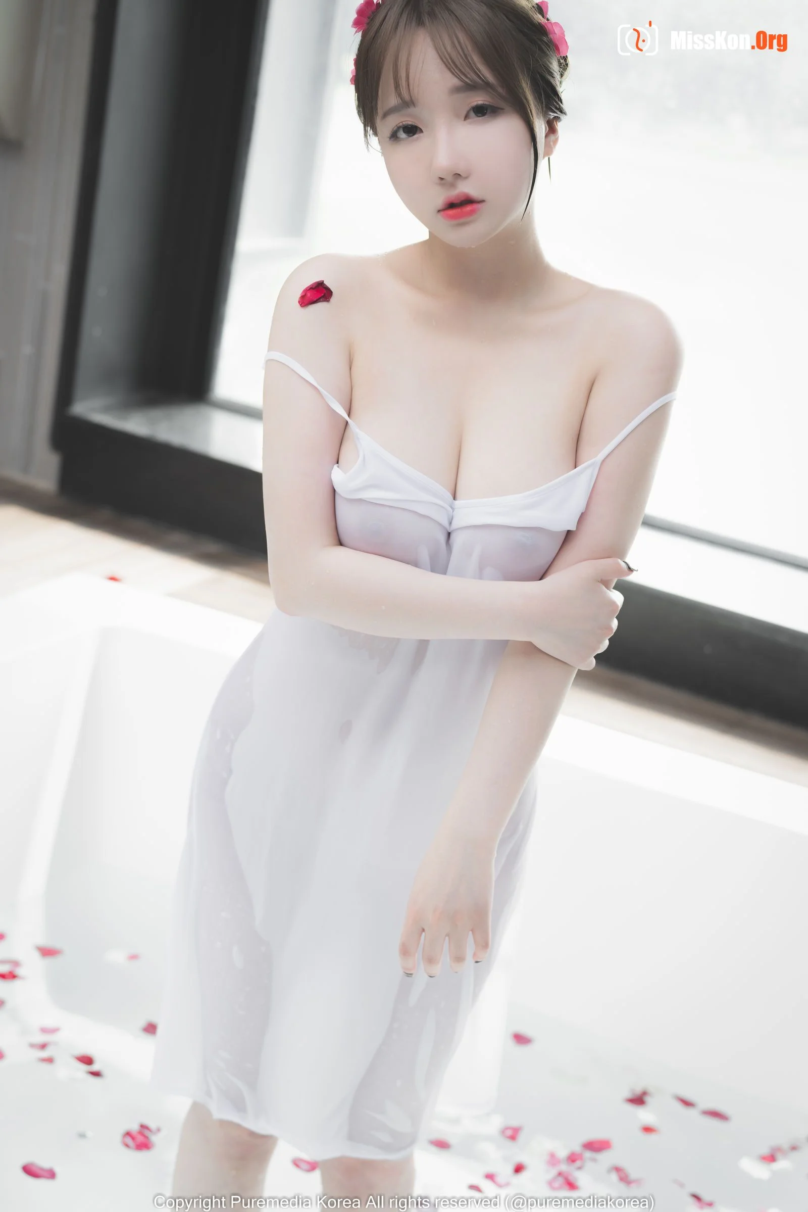Son Ye-Eun - Photo 98