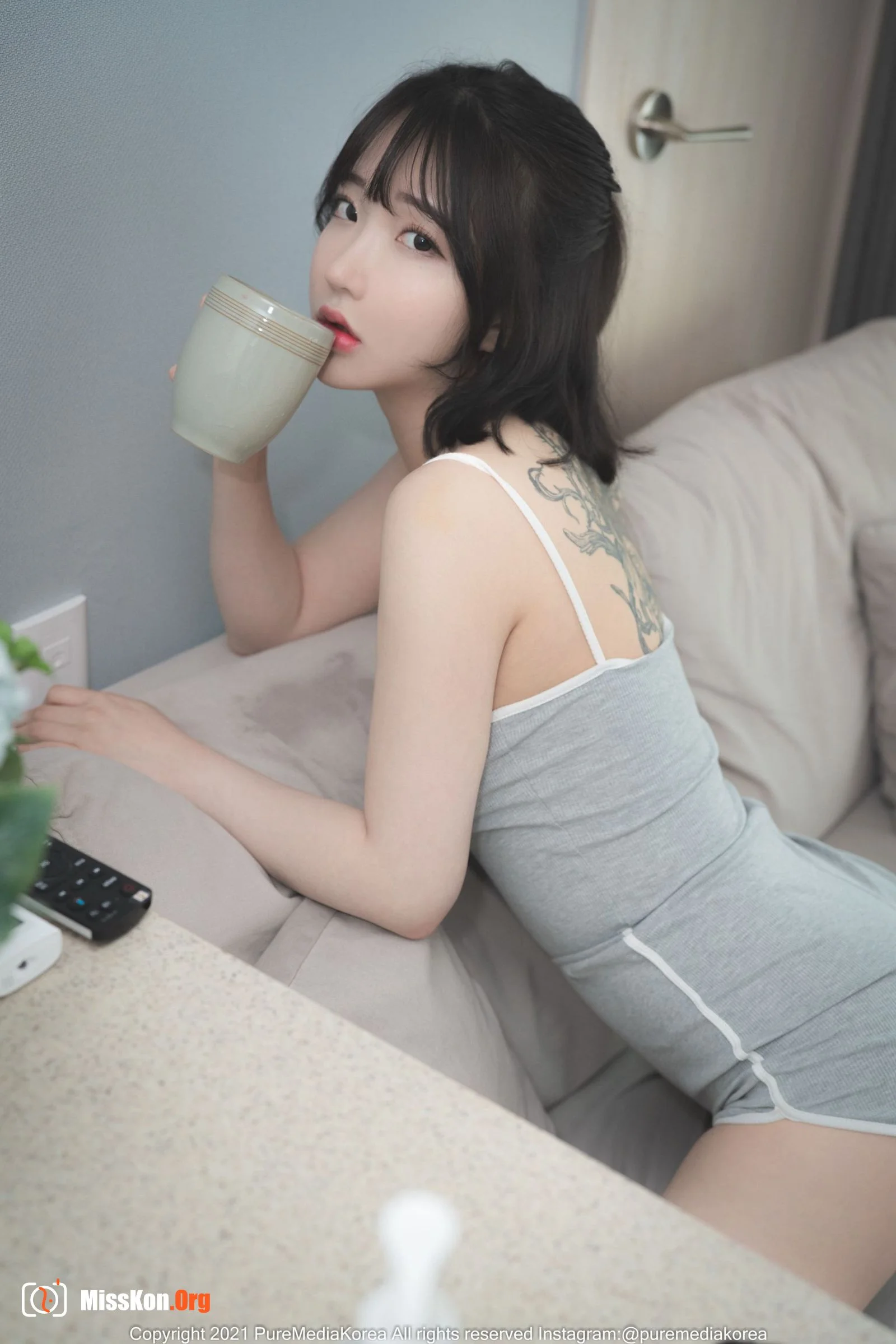 Son Ye-Eun - Photo 37