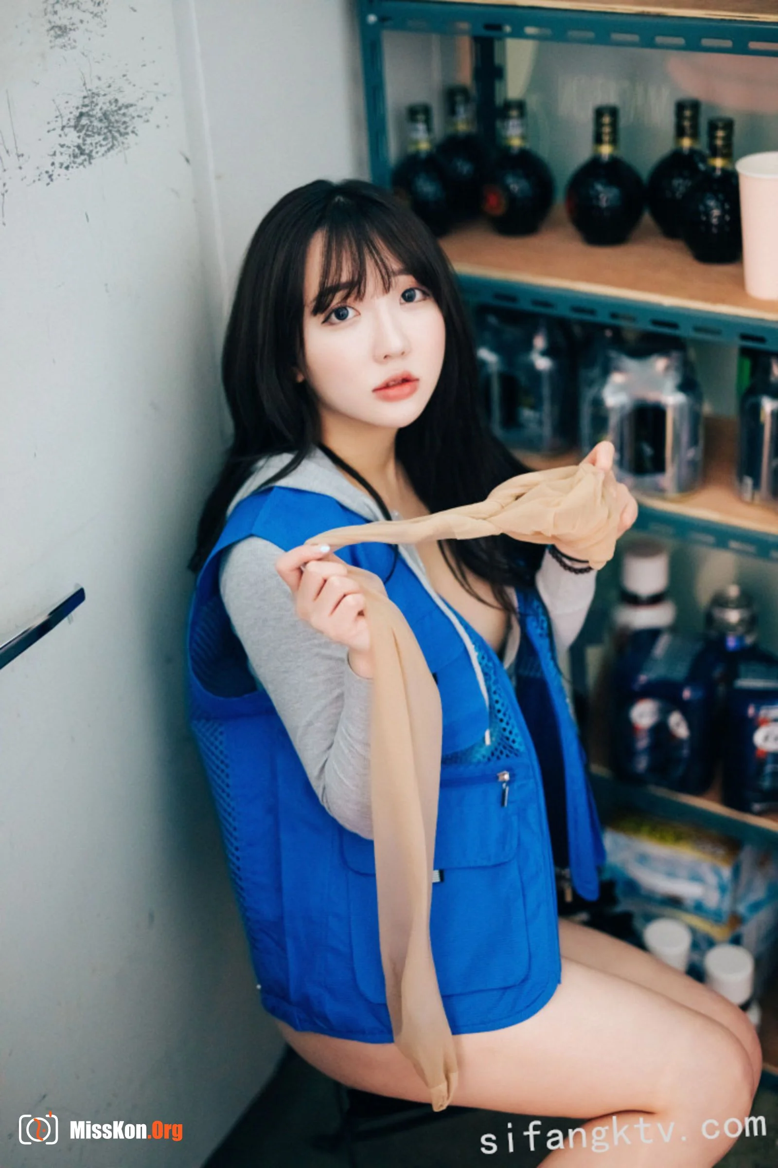 Son Ye-Eun: Convenience store part timer - Photo 57