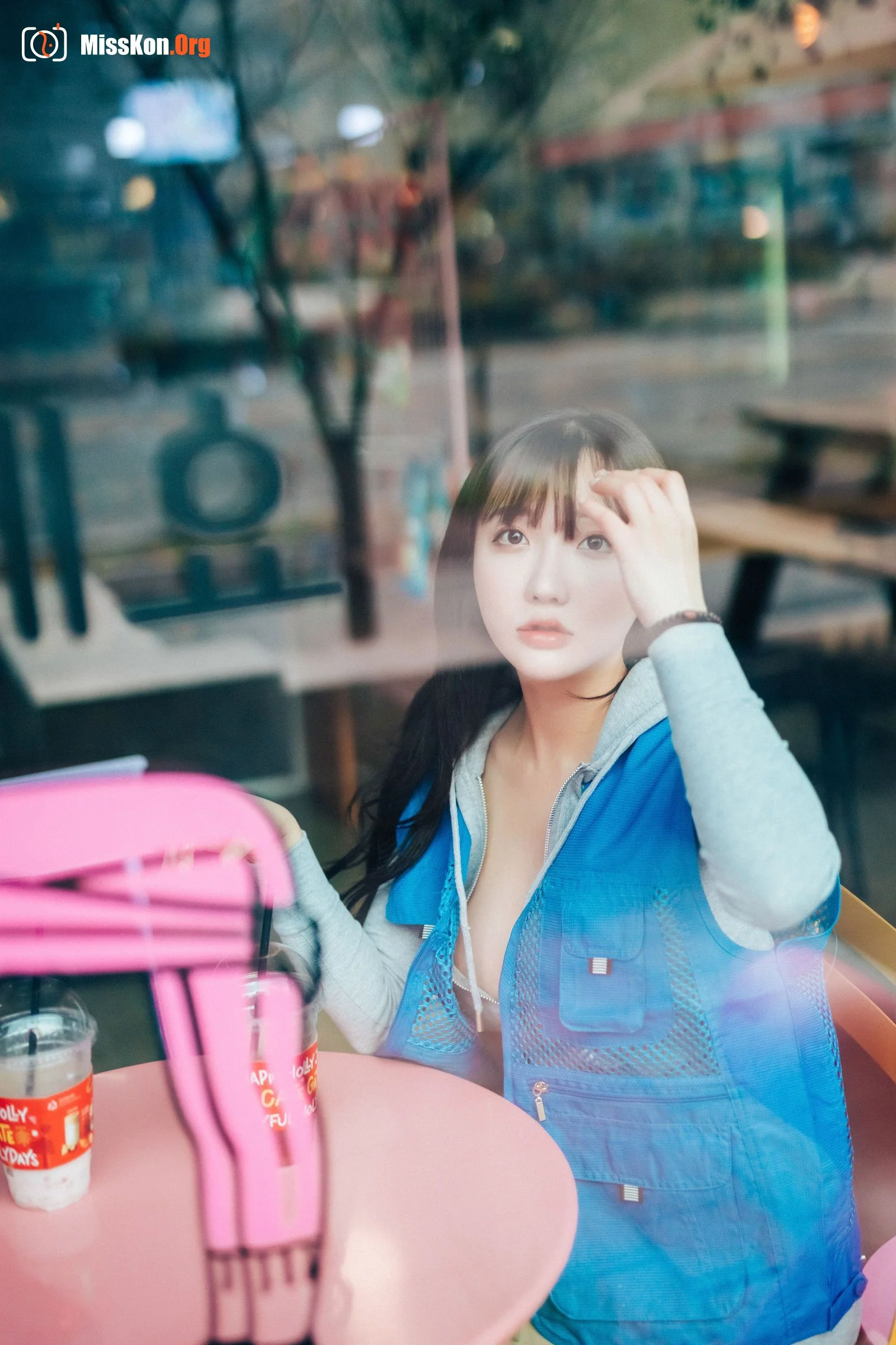 Son Ye-Eun: Cs part-timer (2021-12-04) - Photo 5