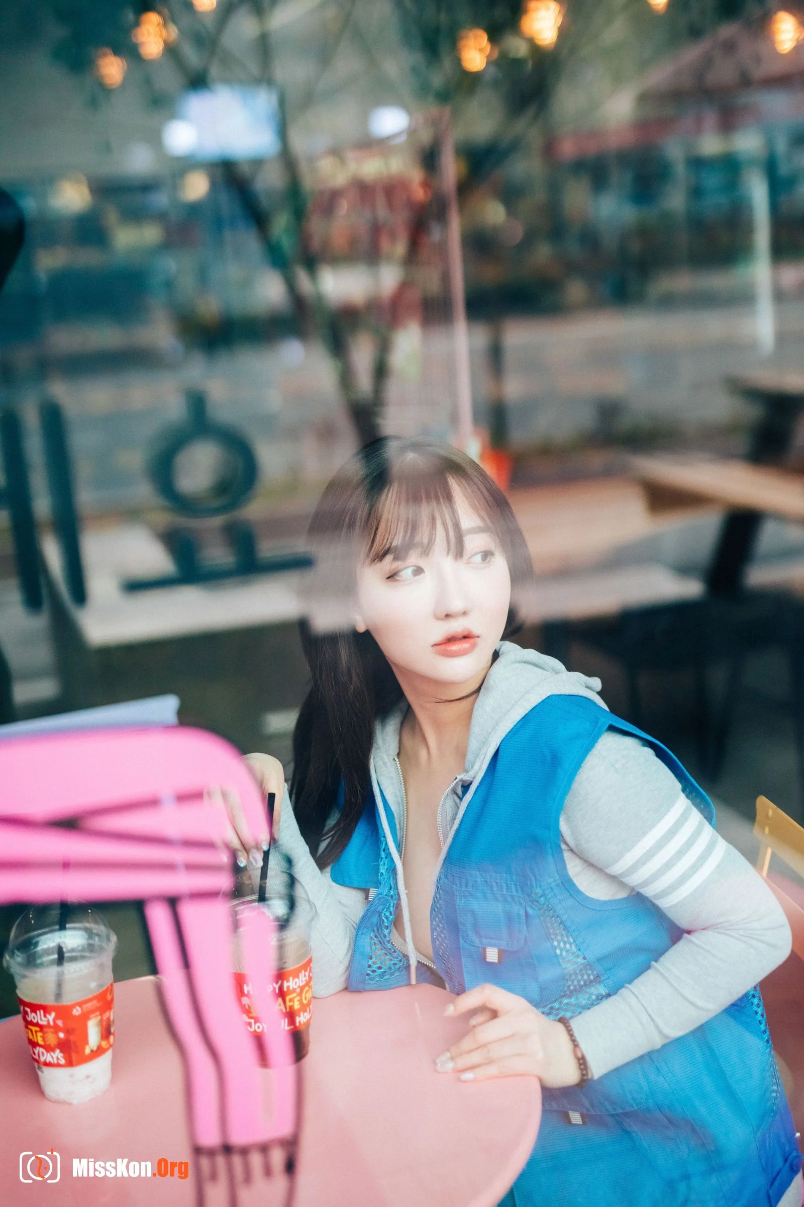 Son Ye-Eun: Cs part-timer (2021-12-04) - Photo 7