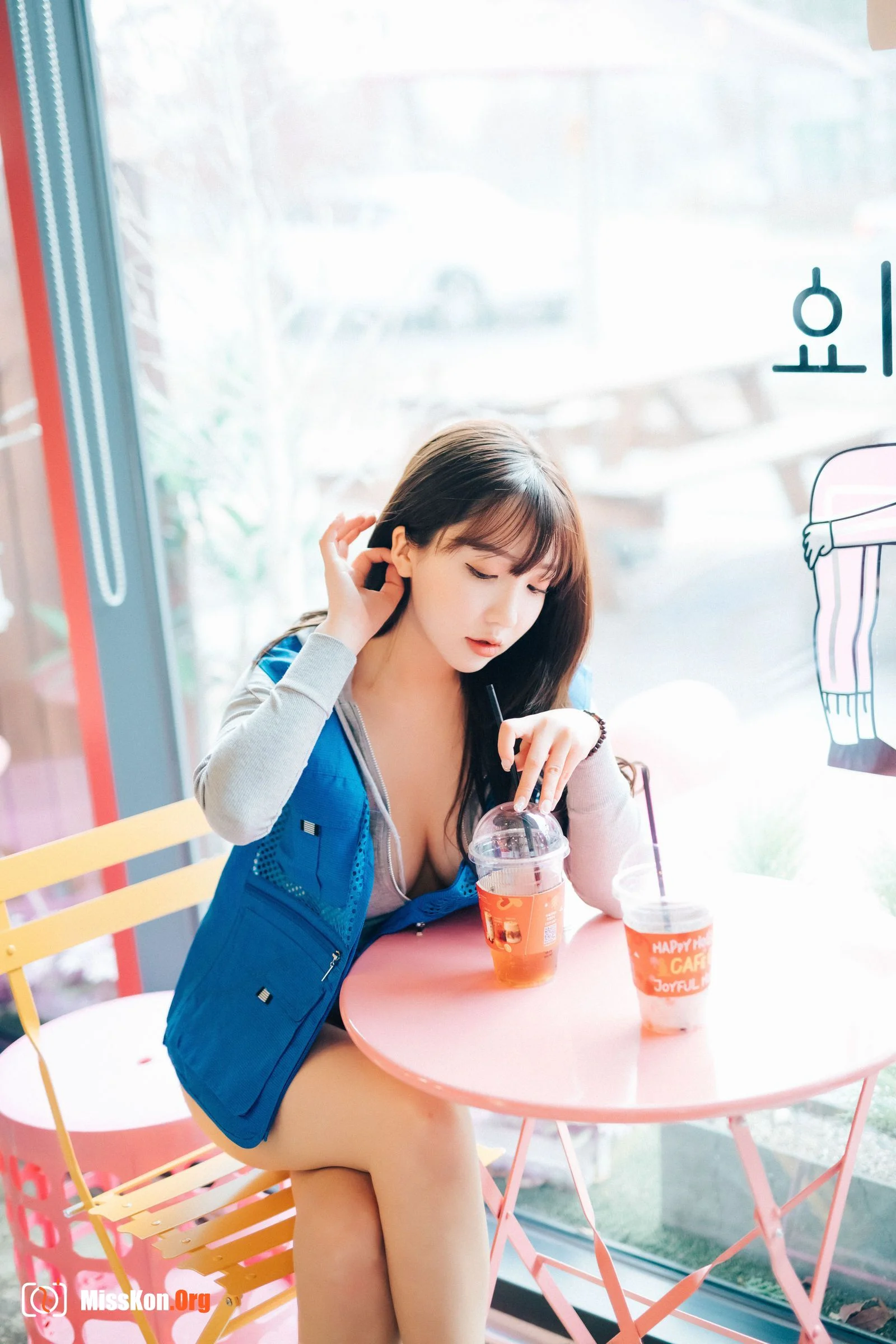 Son Ye-Eun: Cs part-timer (2021-12-04) - Photo 8