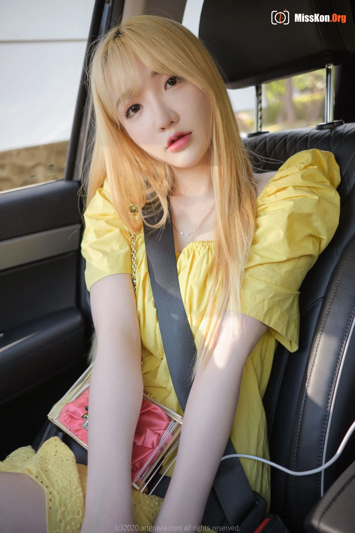 Son Ye-Eun - Photo 31