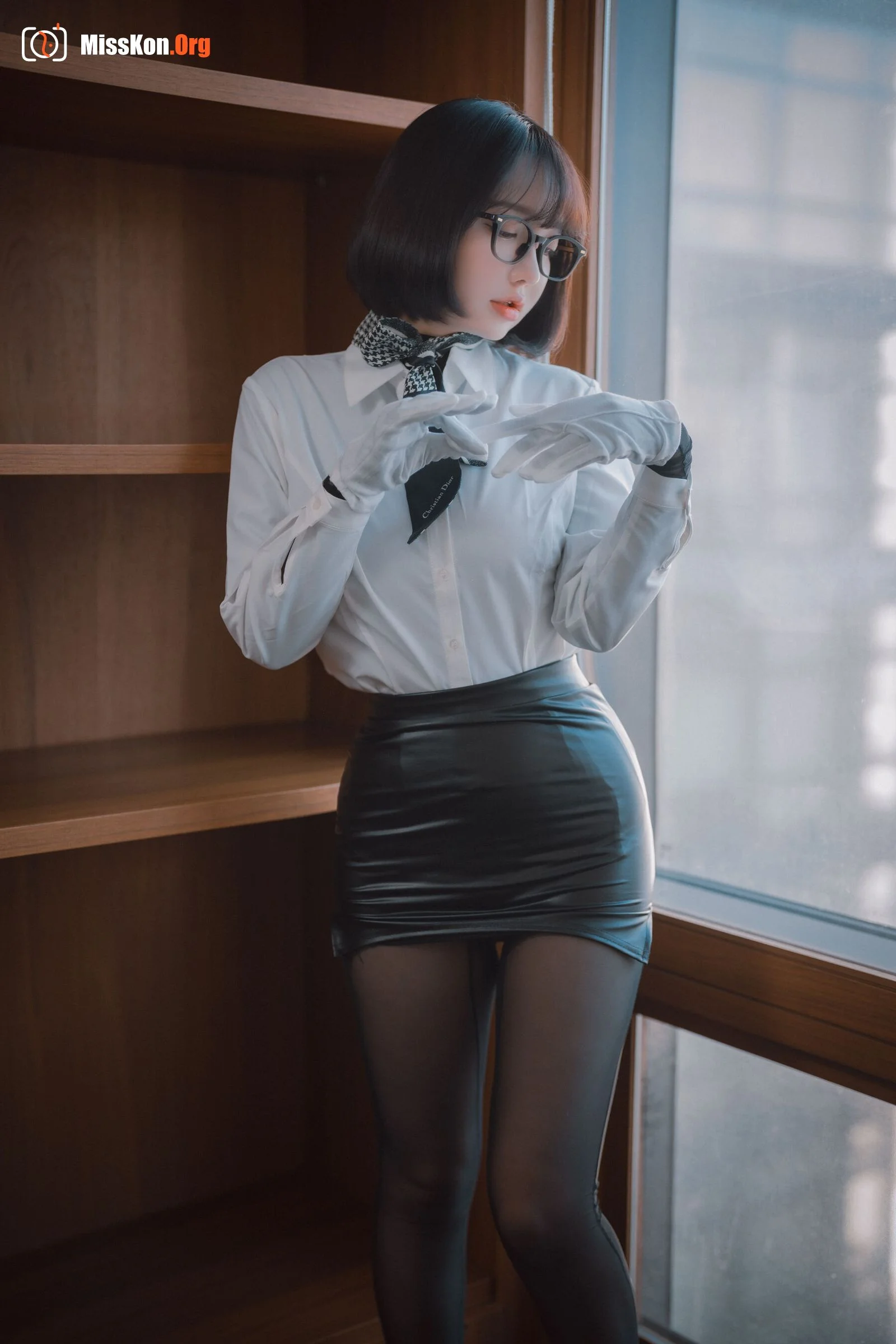 Son Ye-Eun: Naughty Supervisor (DJAWA) - Photo 10