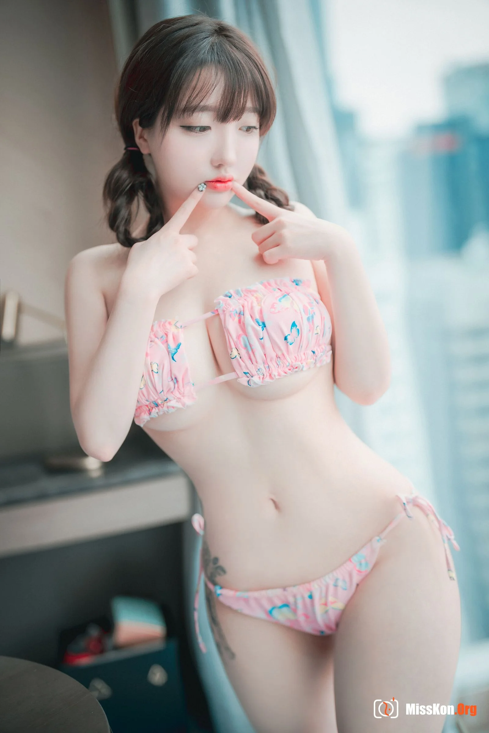 Son Ye-Eun: Staycation (DJAWA) - Photo 7