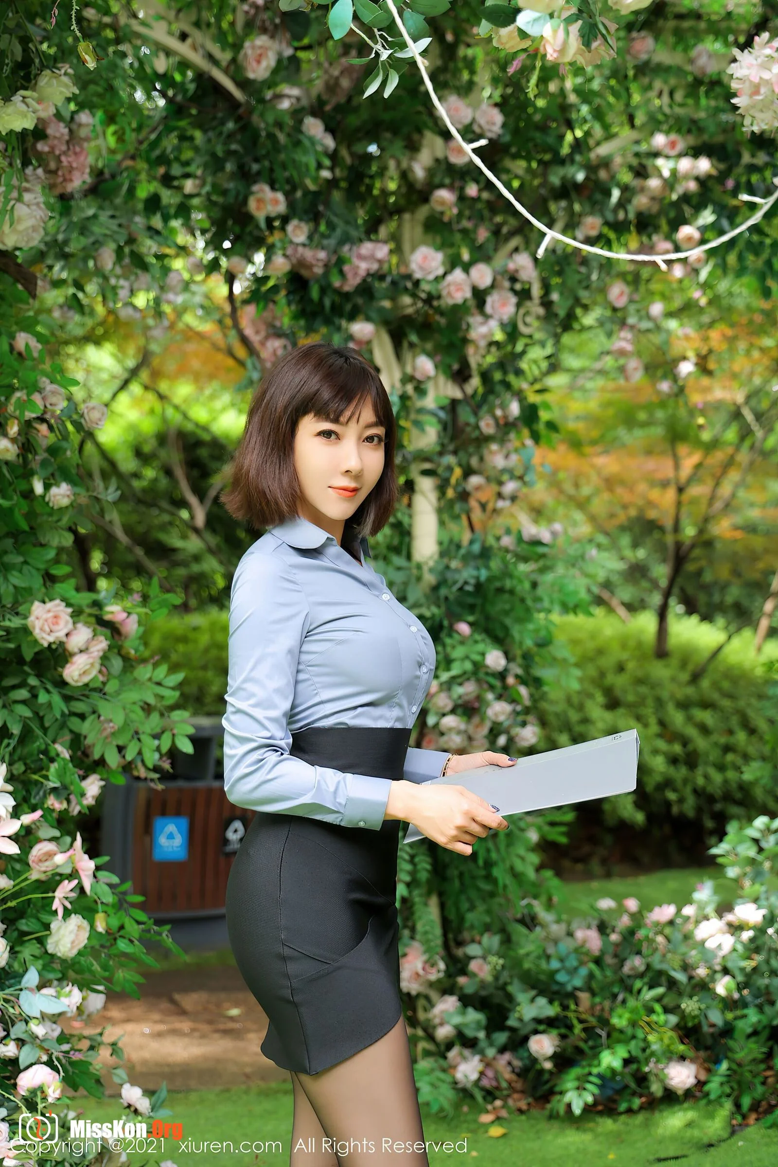 Song Guoer - Photo 17