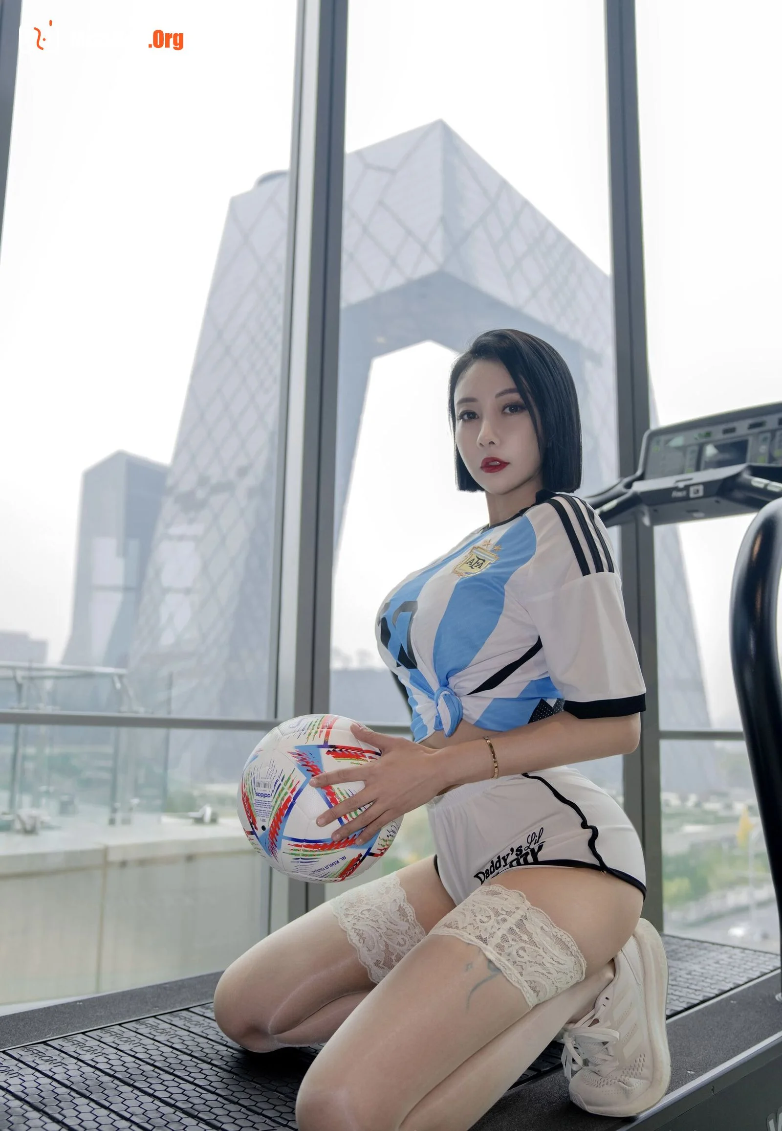 Song Guoer: Bathroom football - Photo 11