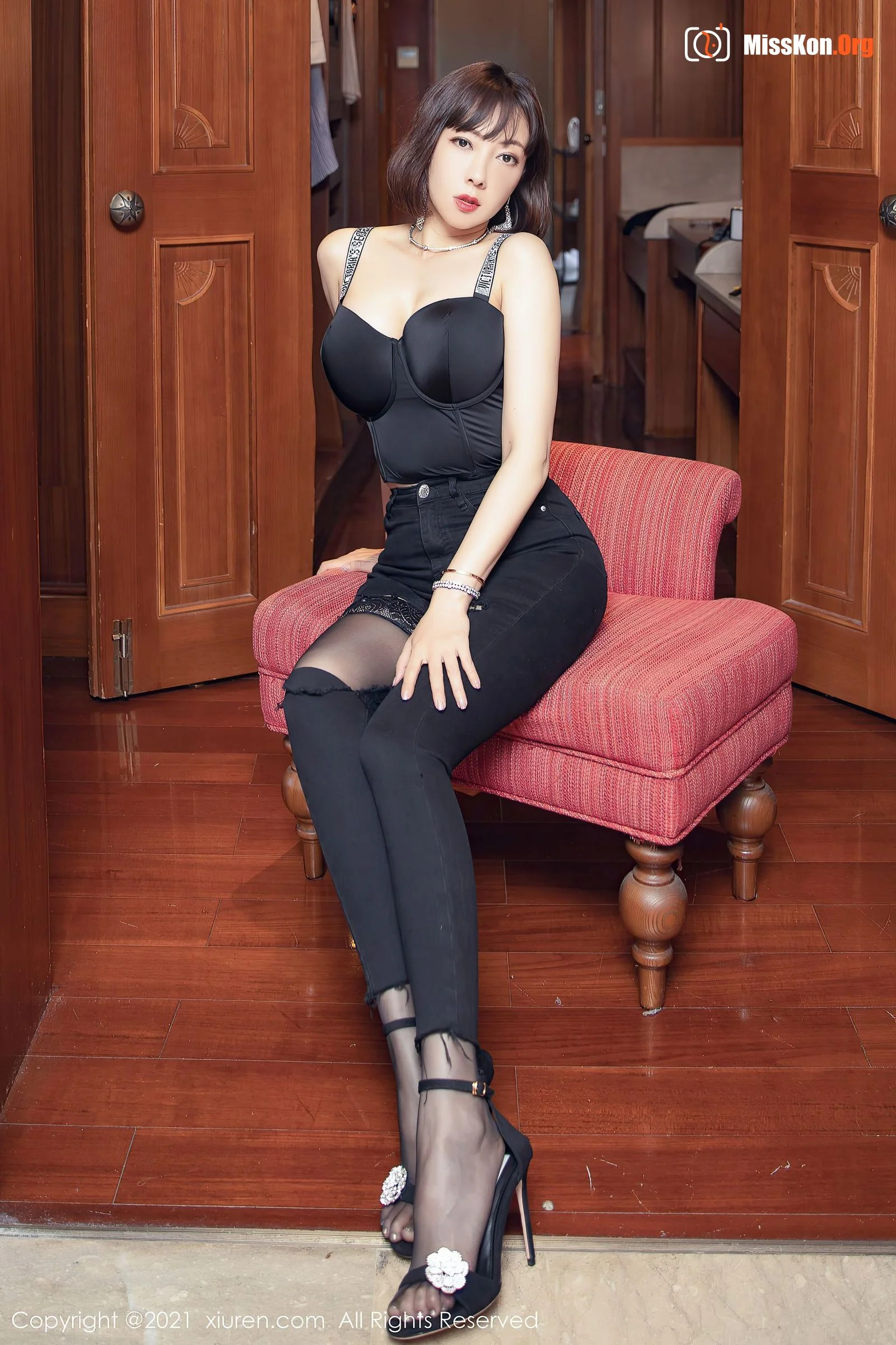 Song Guoer - Photo 2