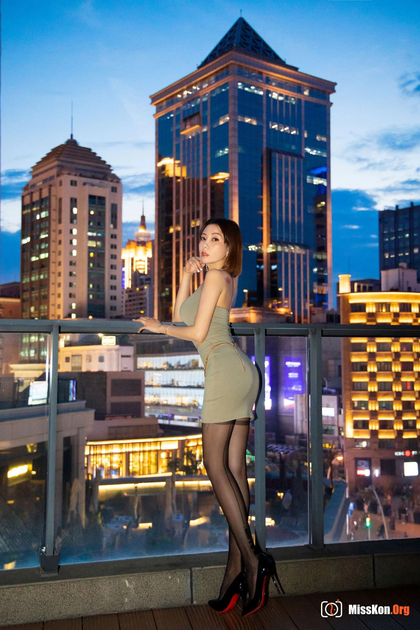 Song Guoer: Twilight spring - Photo 8
