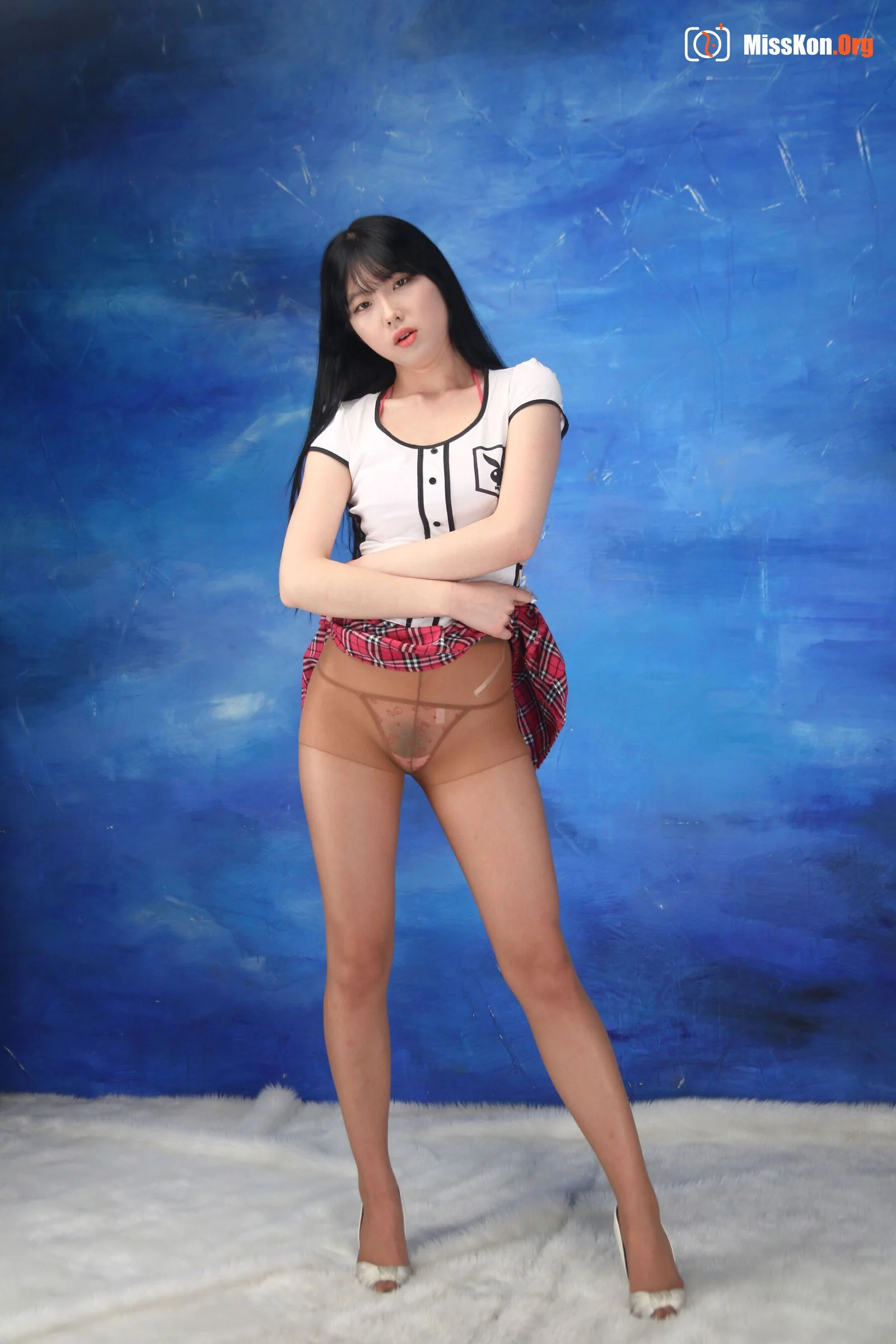 South Korean Entertainment Industry Massive Leak of Nude Photos P51 - Photo 12