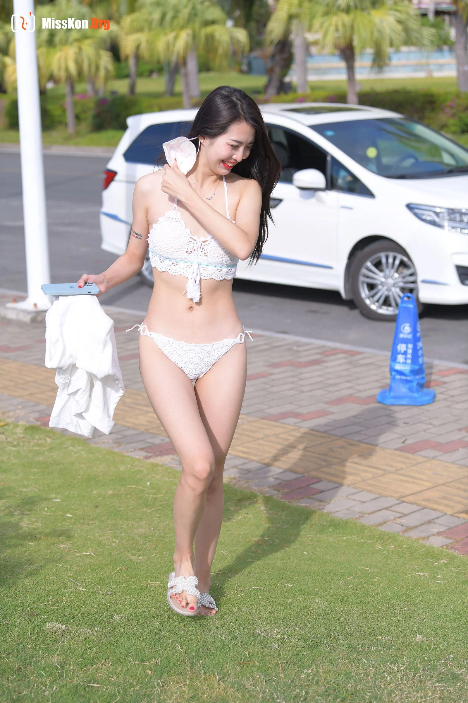 South Sea Lover (Magic Mirror Street Photography: The Beginning) - Photo 10