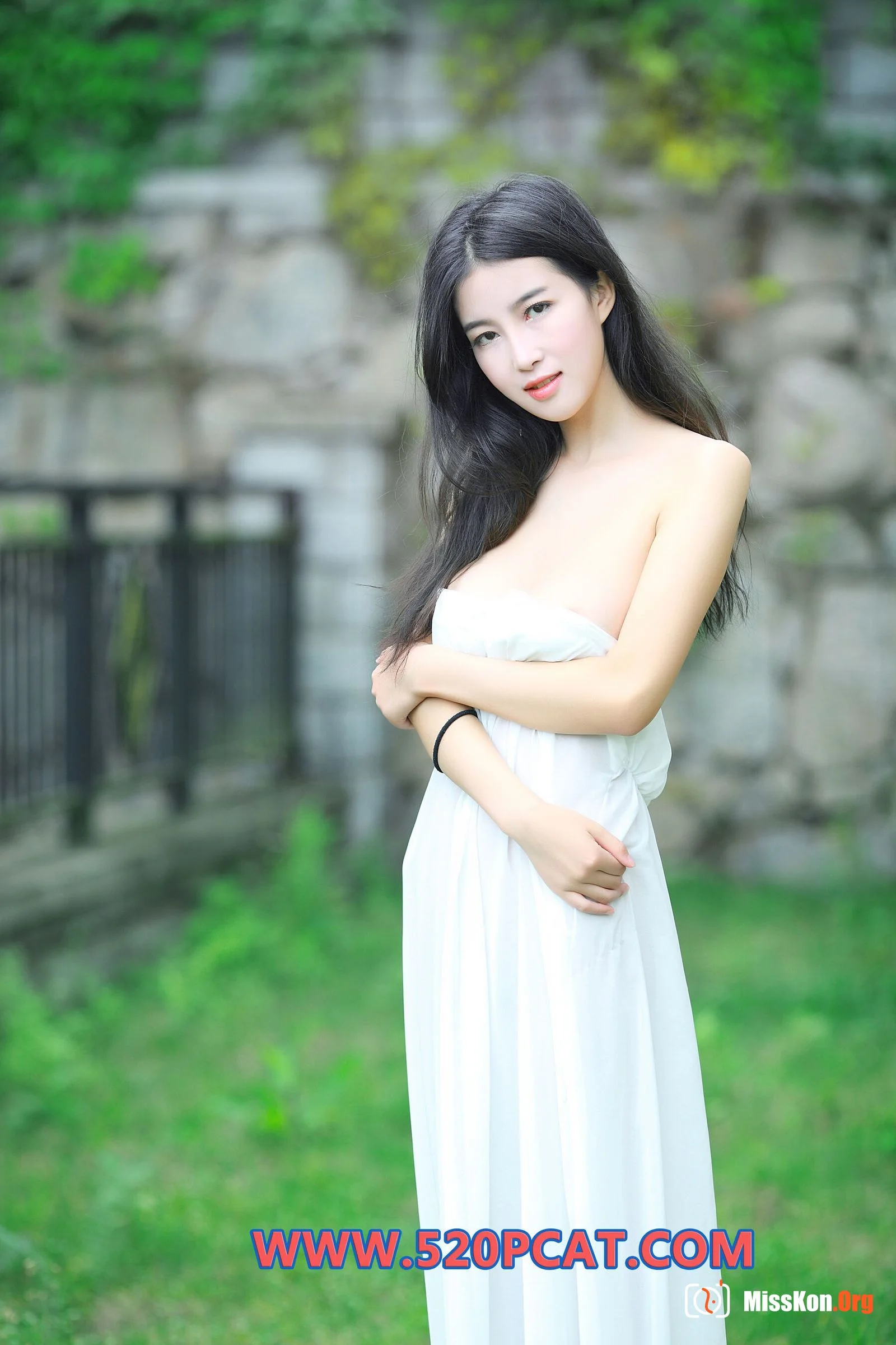 Special Issue: Han Qiuxue - Photo 3