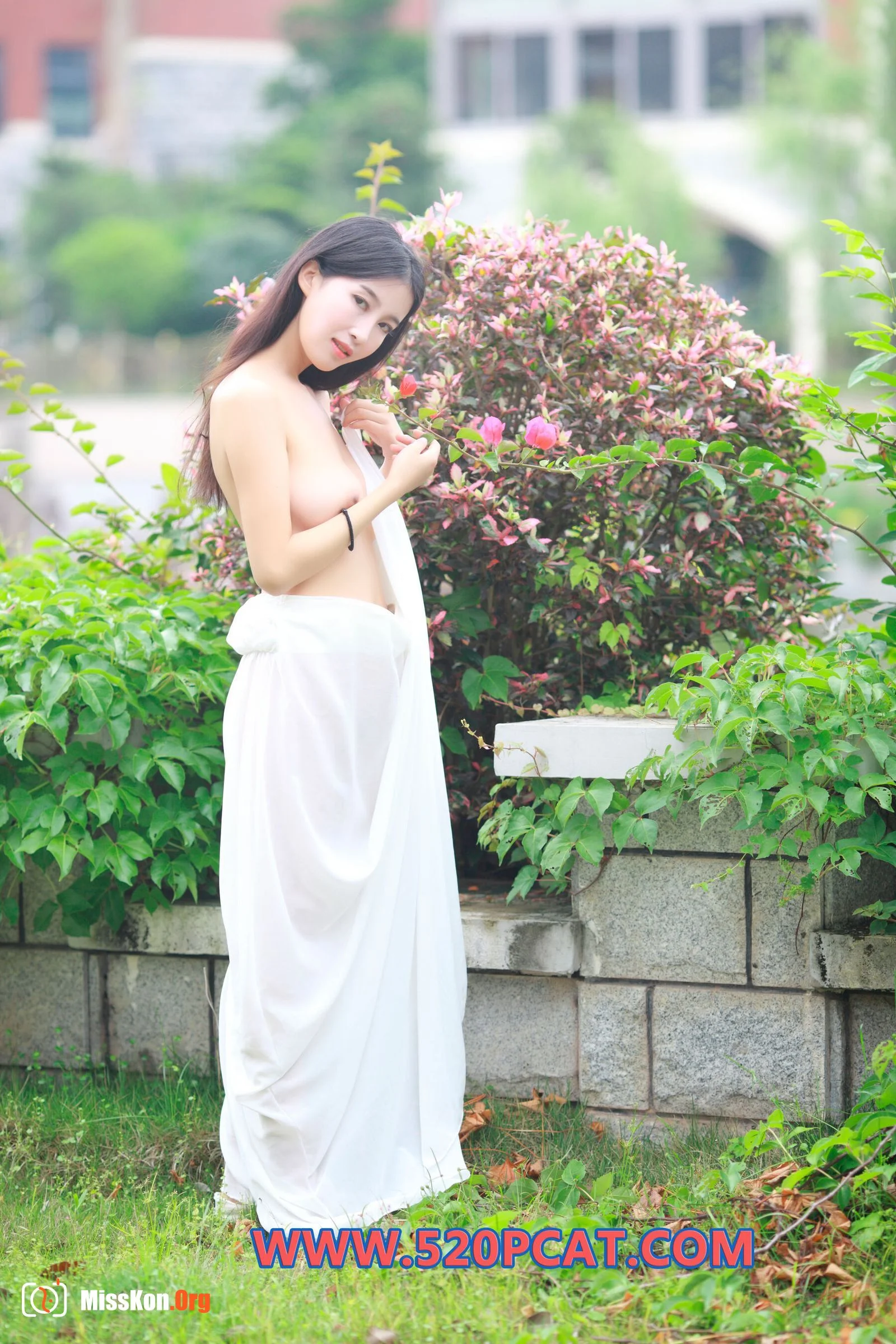 Special Issue: Han Qiuxue - Photo 9