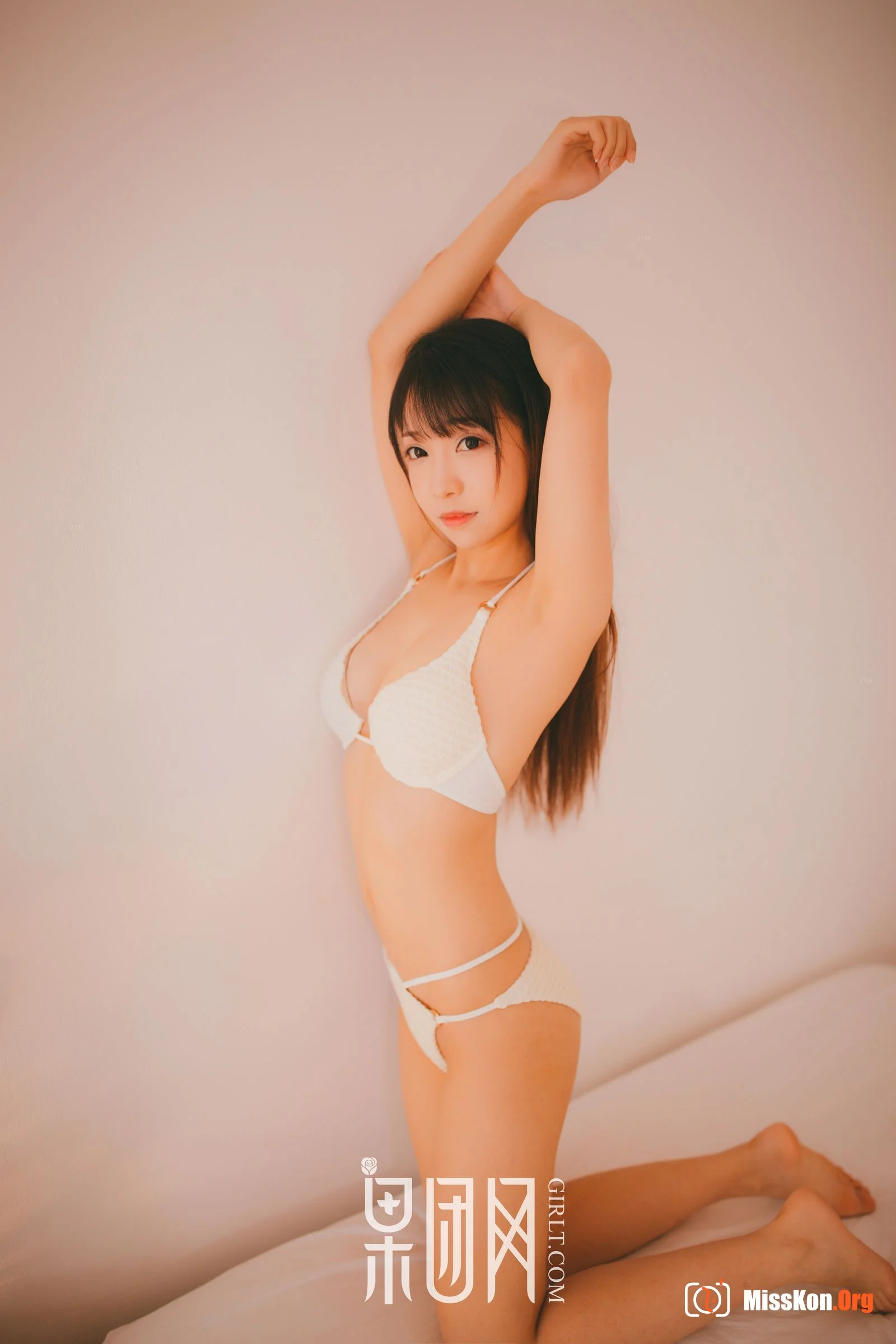 Splashes are not splashes of water (Kishin Kumagawa 025) - Photo 15