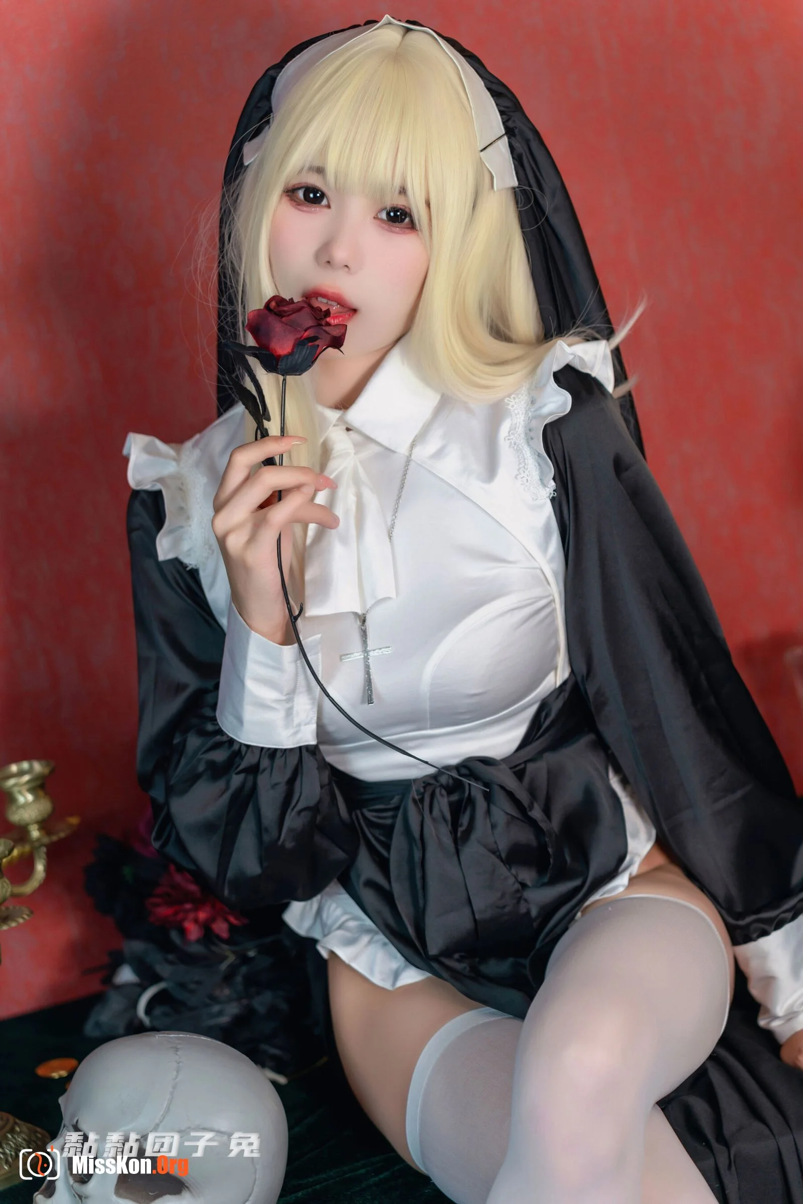 Sticky bunny: Nun - Photo 18