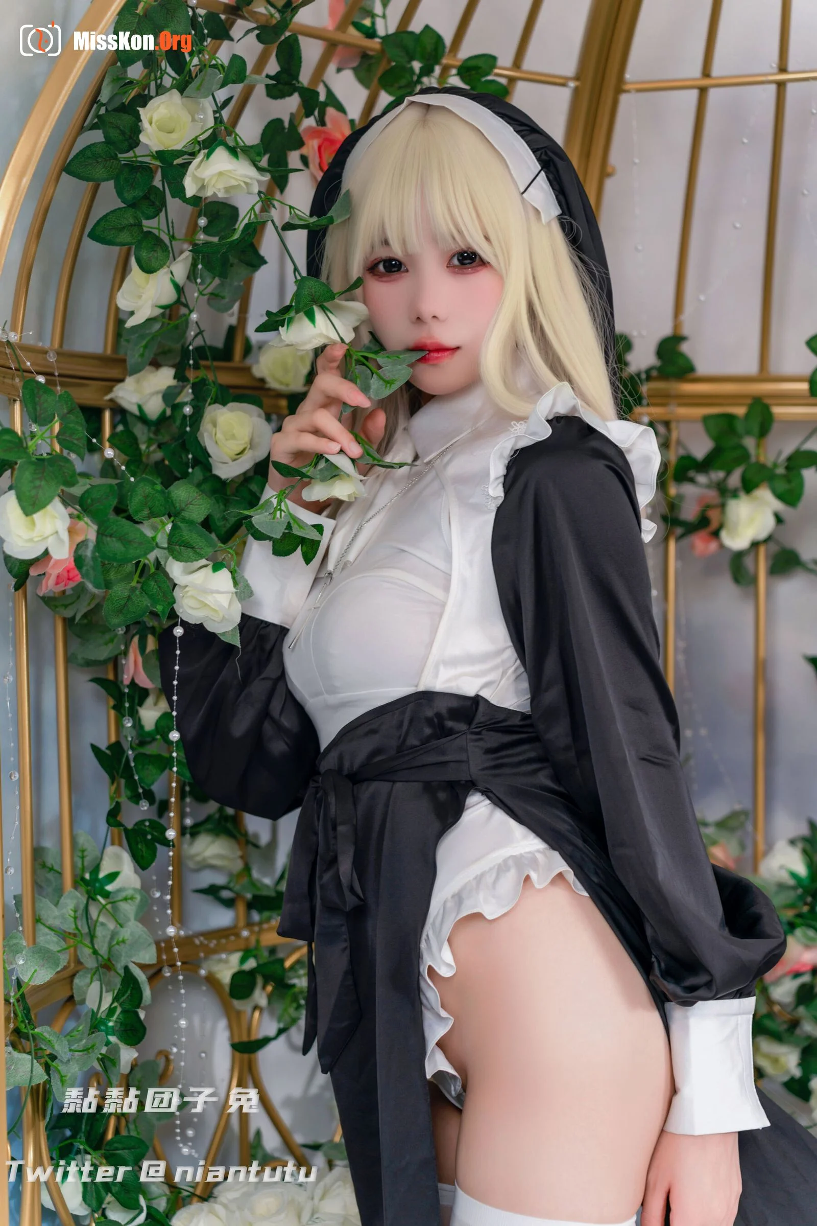 Sticky bunny: Nun - Photo 5