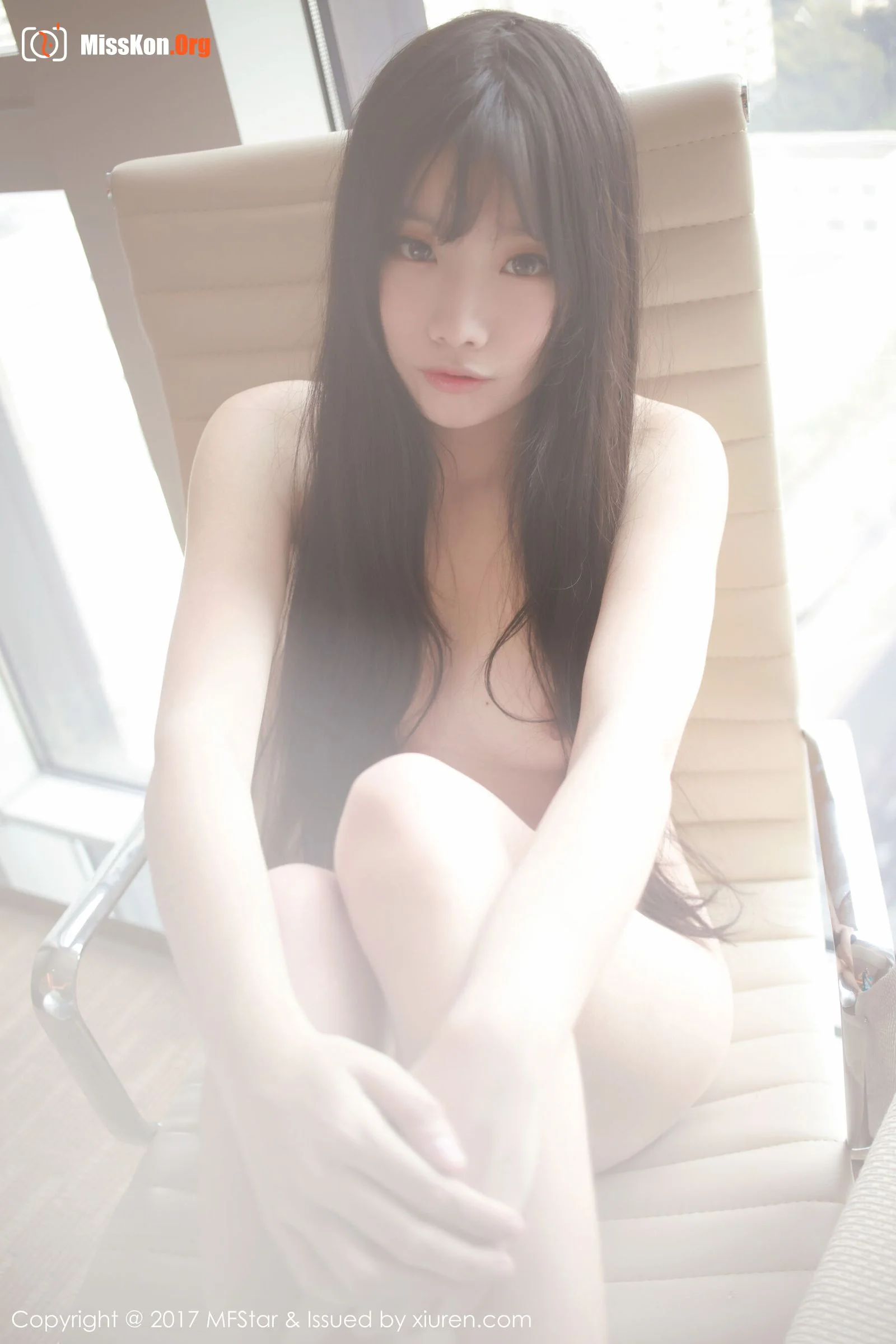 Strawberry Bunny - Photo 2