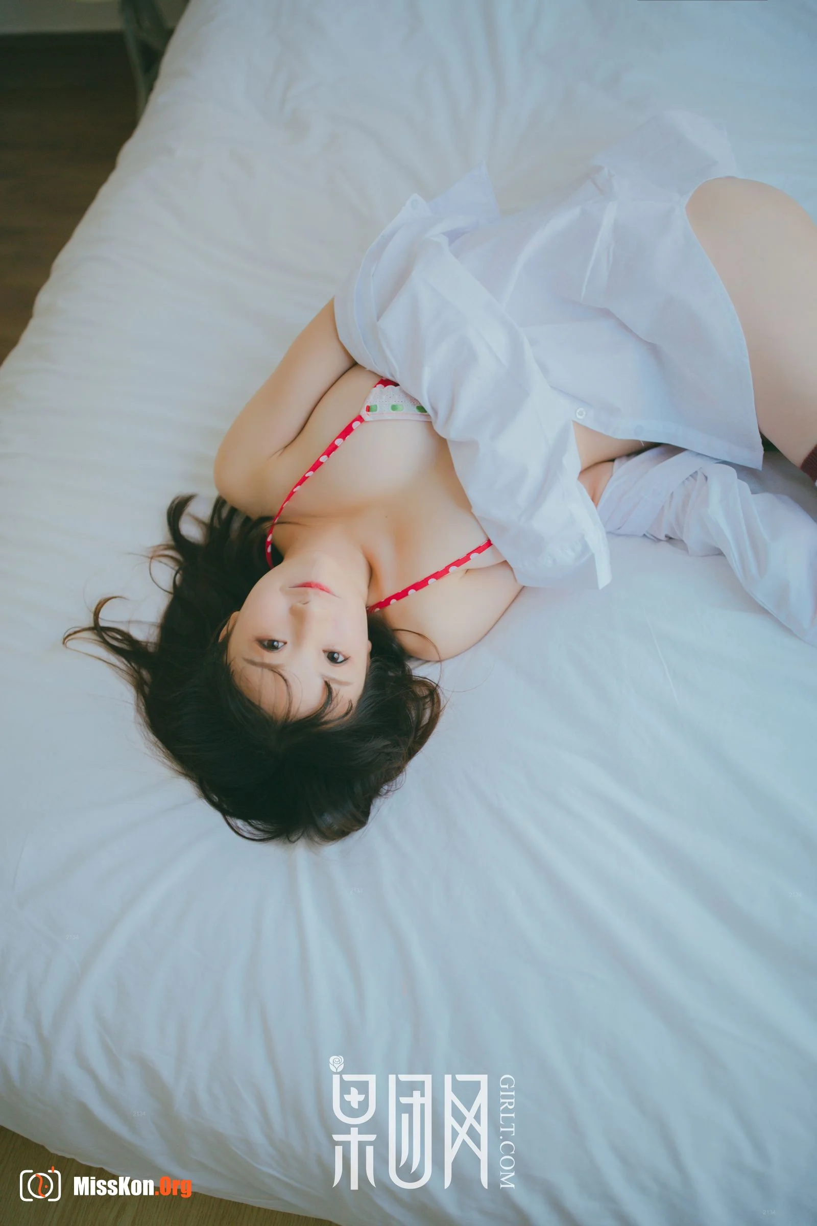 Strawberry girl (Kishin Kumagawa 030) - Photo 6