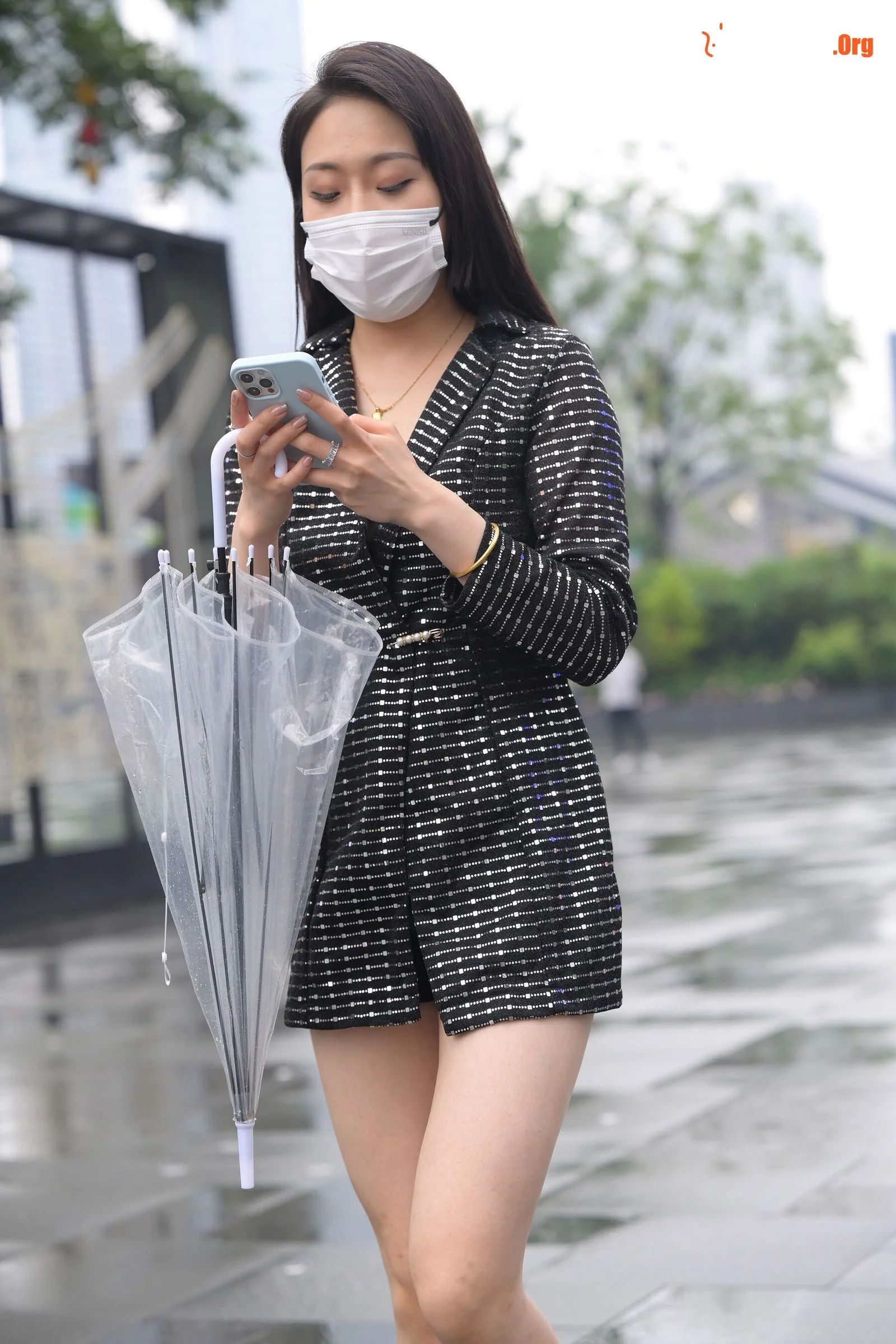 Street photography works by Don’t Eat Eggs: The city with you is beautiful even when it rains (Magic Mirror Street Photography: Don’t Eat Eggs) - Photo 20