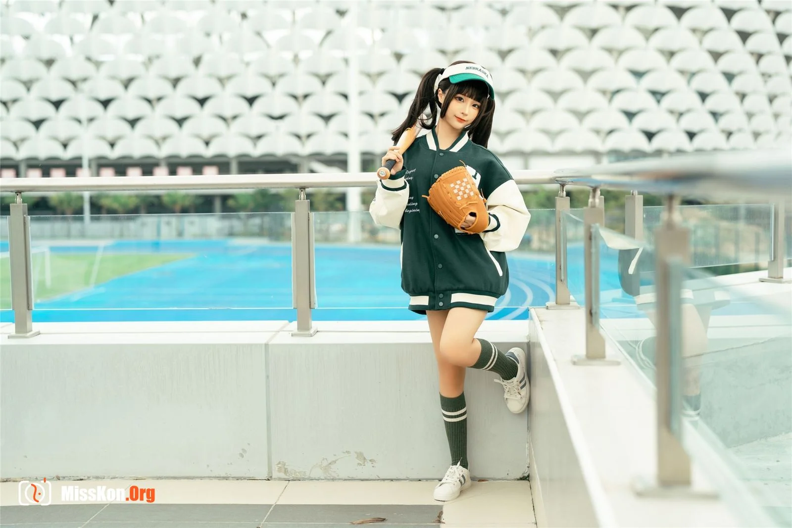 Stupid Momo: Baseball Girl - Photo 5