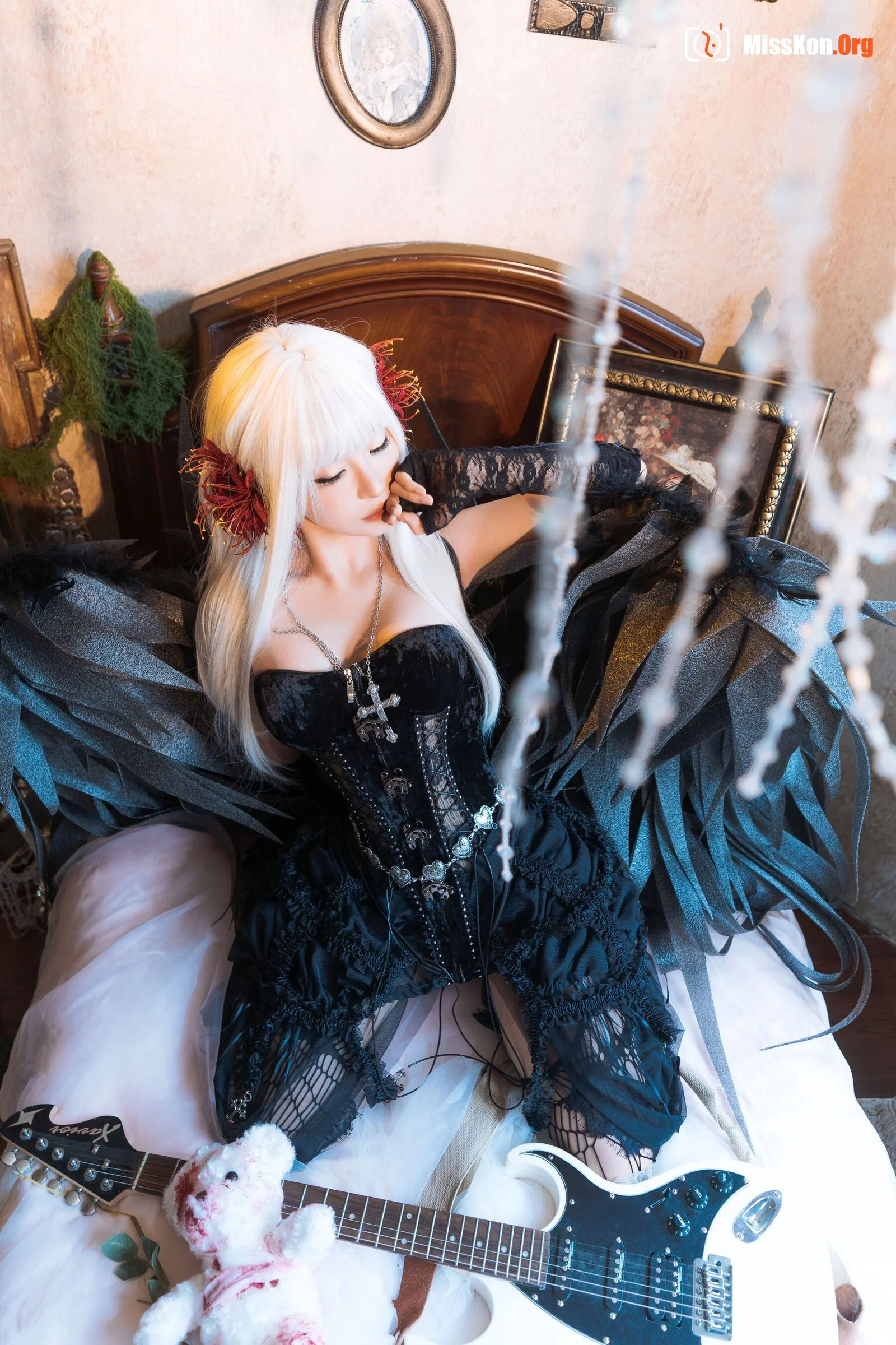 Stupid Momo: Black Swan - Photo 14