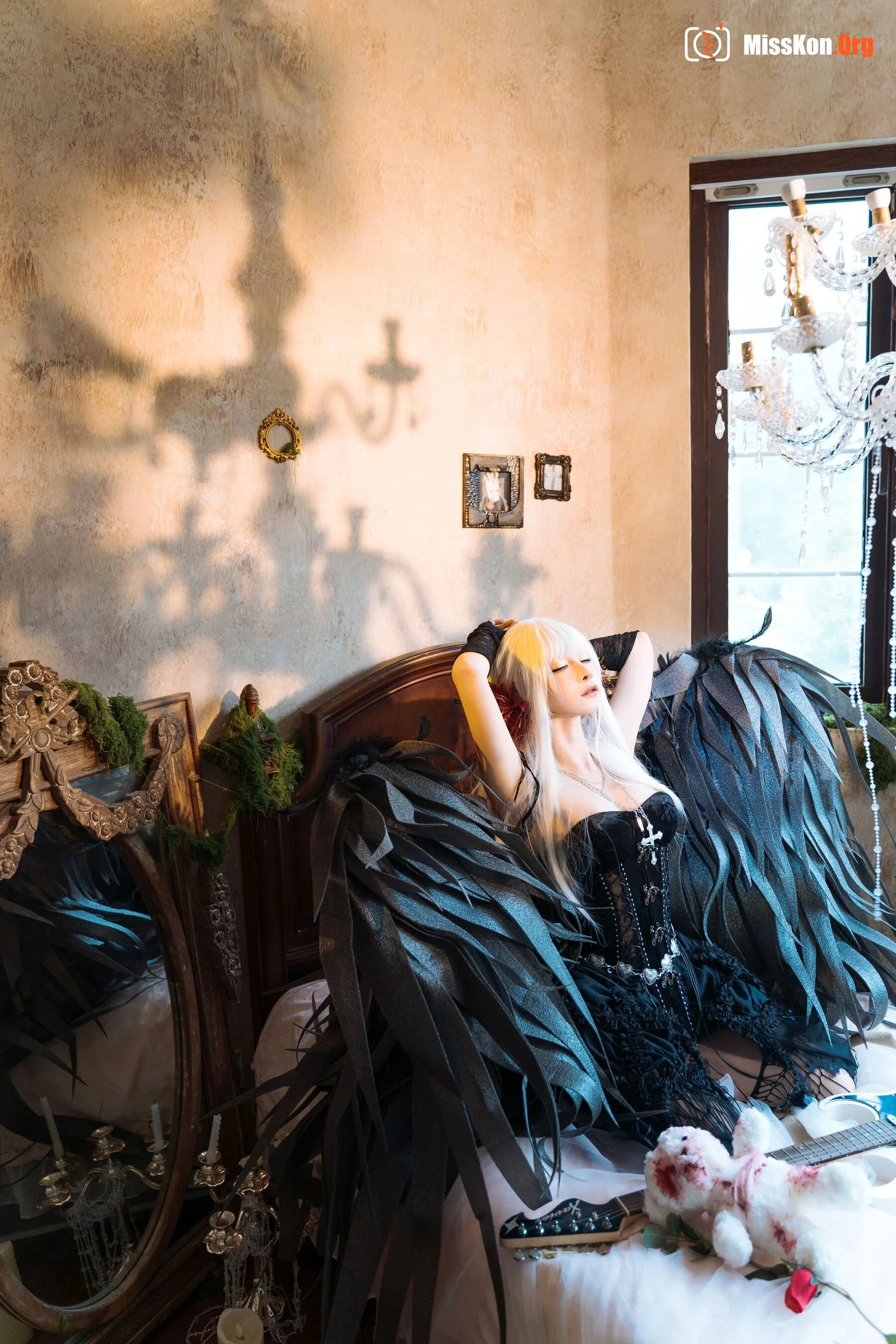 Stupid Momo: Black Swan - Photo 17