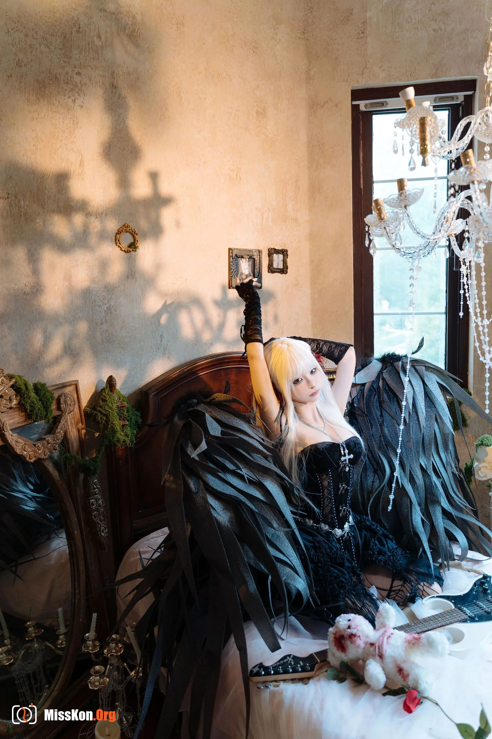 Stupid Momo: Black Swan - Photo 18