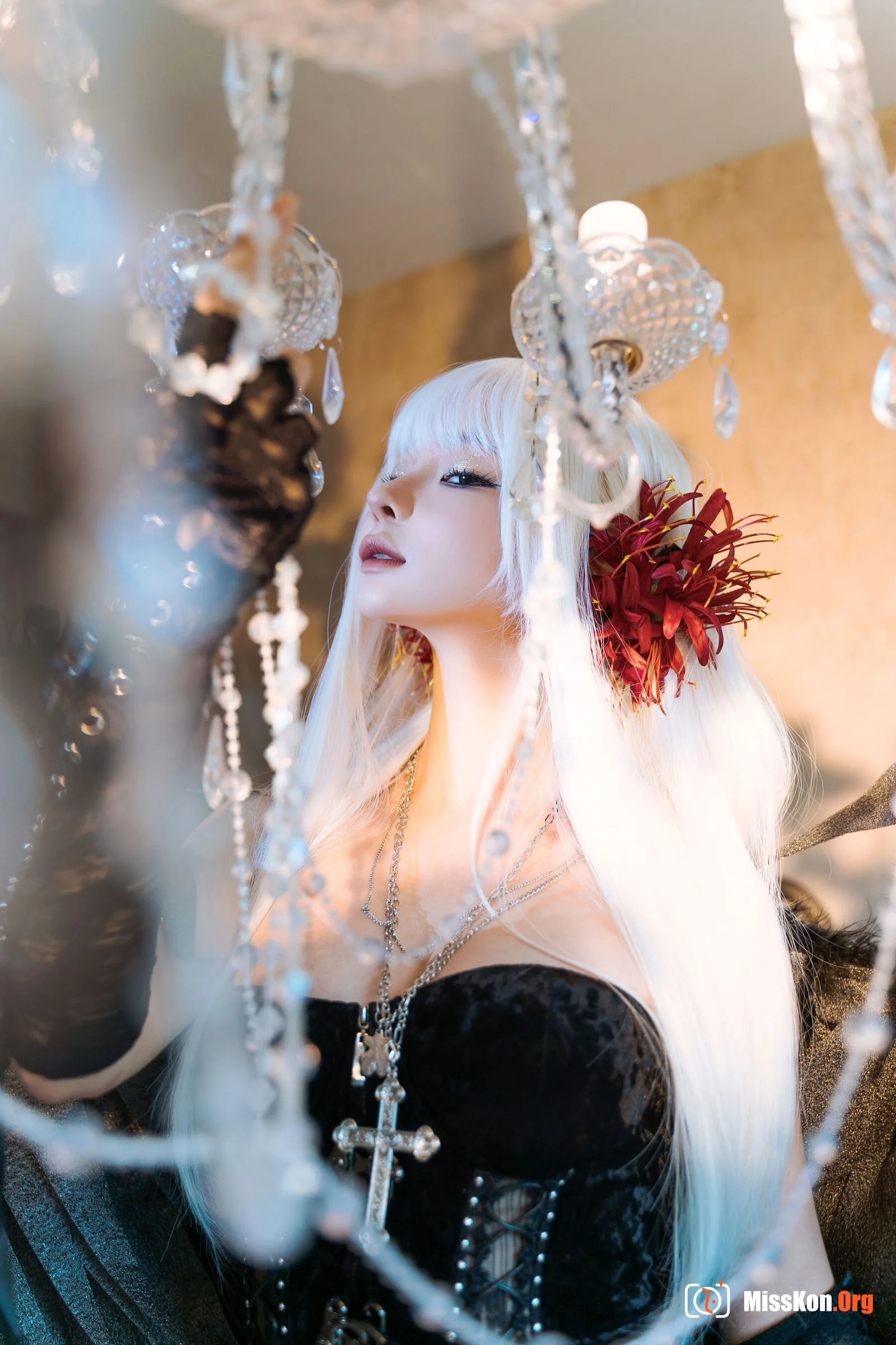 Stupid Momo: Black Swan - Photo 3