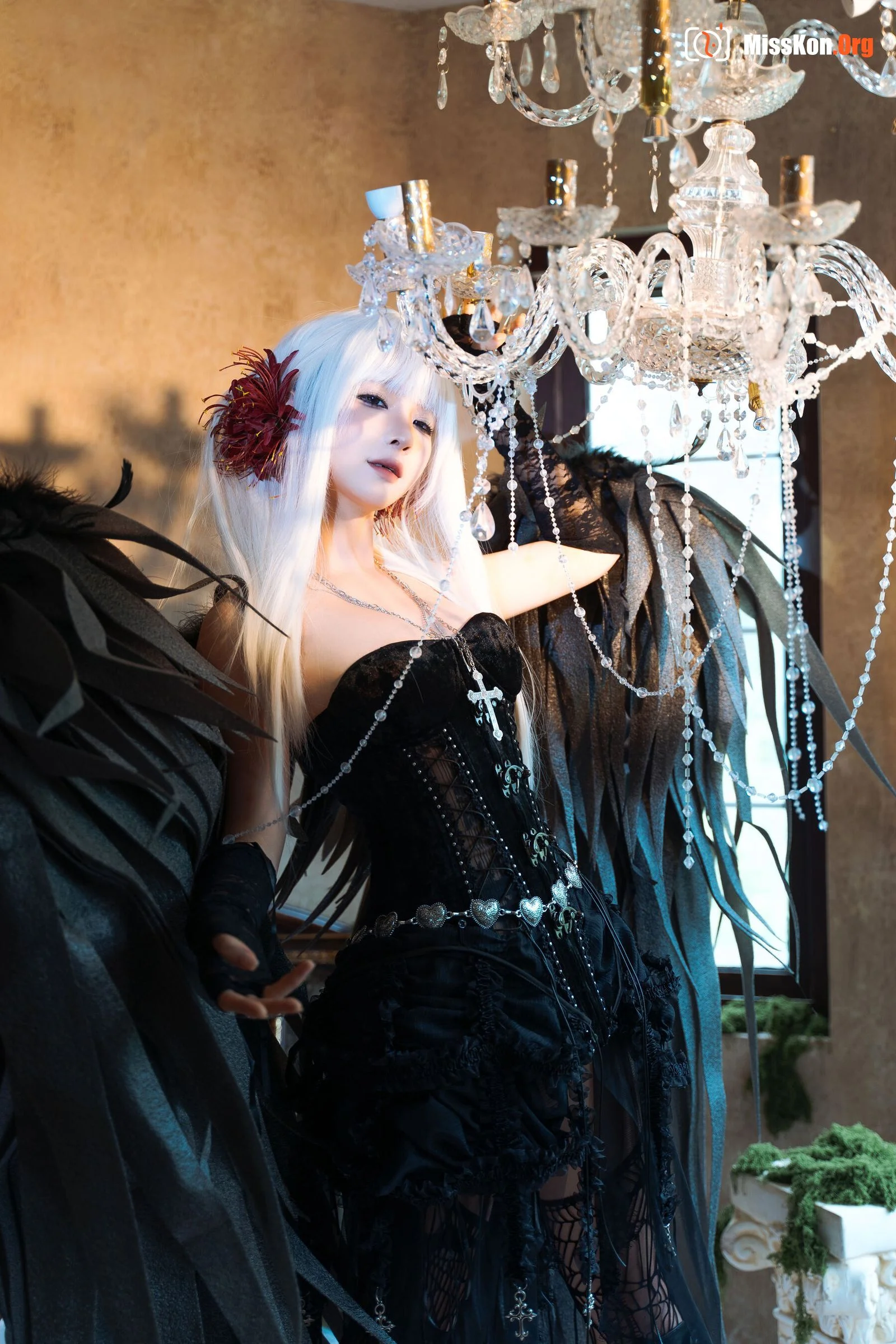Stupid Momo: Black Swan - Photo 6