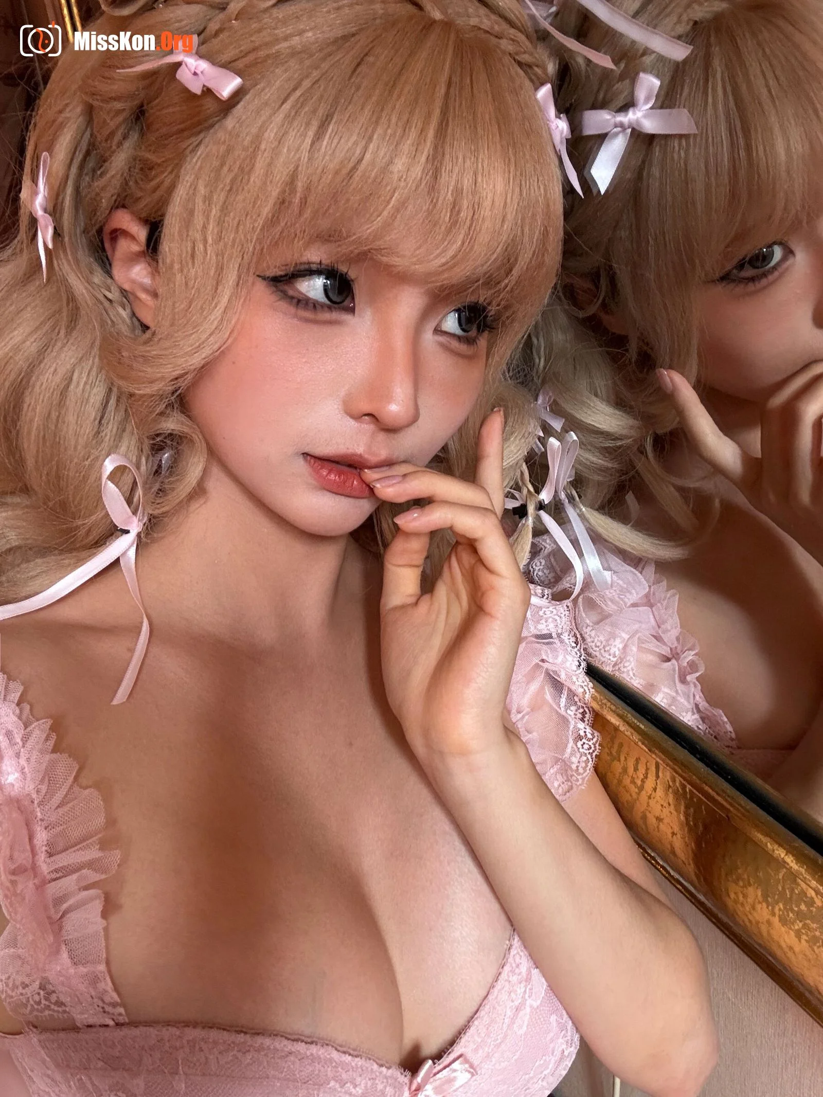 Stupid Momo: Blonde Bow - Photo 2