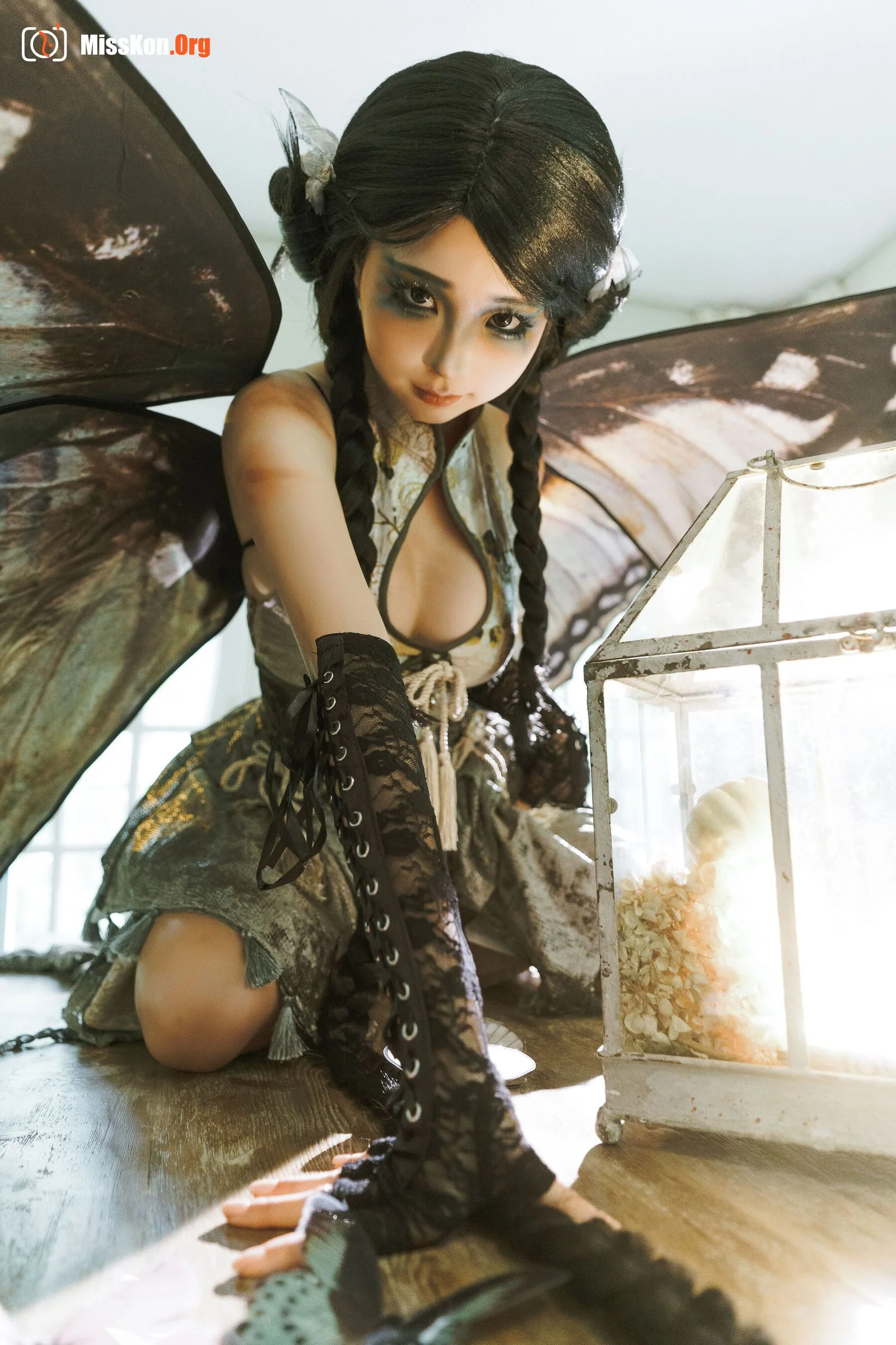 Stupid Momo: Dead Leaf Butterfly - Photo 13