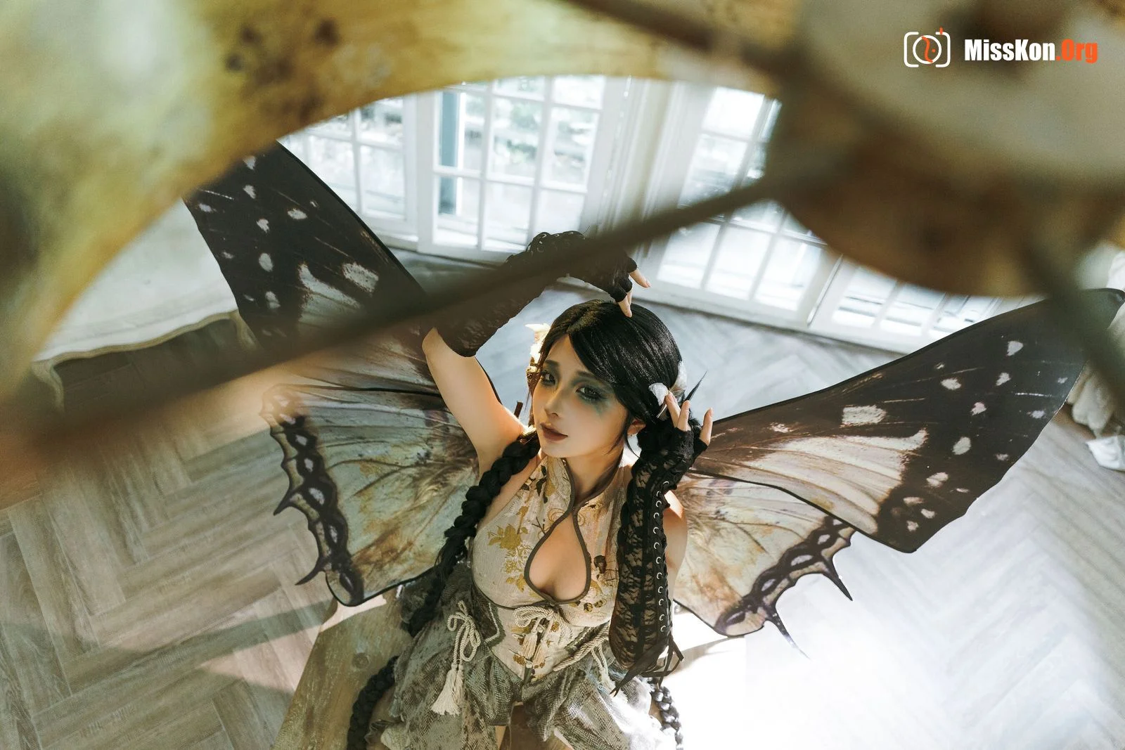 Stupid Momo: Dead Leaf Butterfly - Photo 7