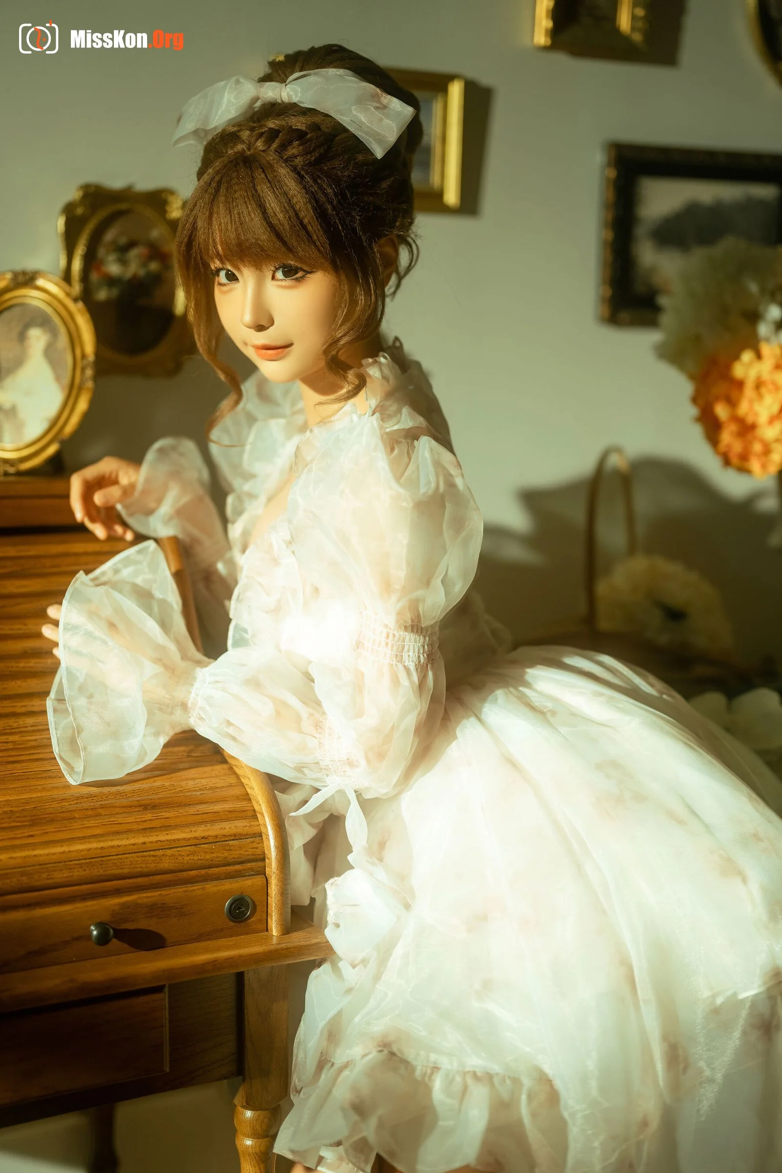 Stupid Momo: European maid - Photo 2