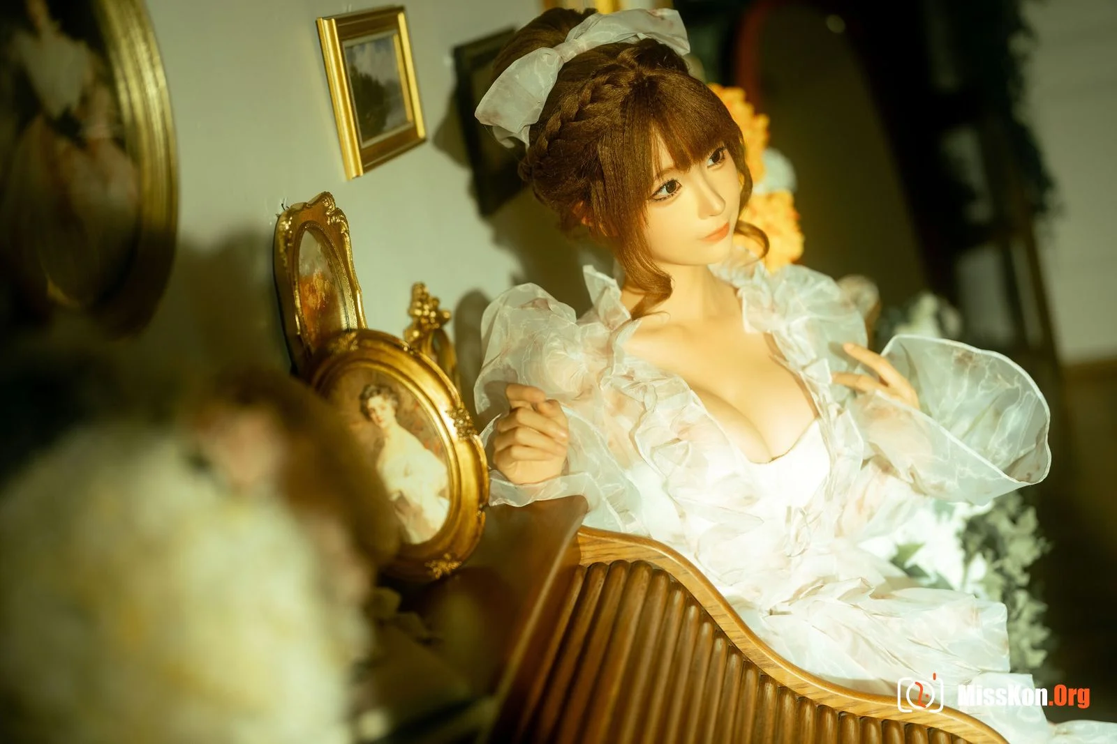 Stupid Momo: European maid - Photo 4