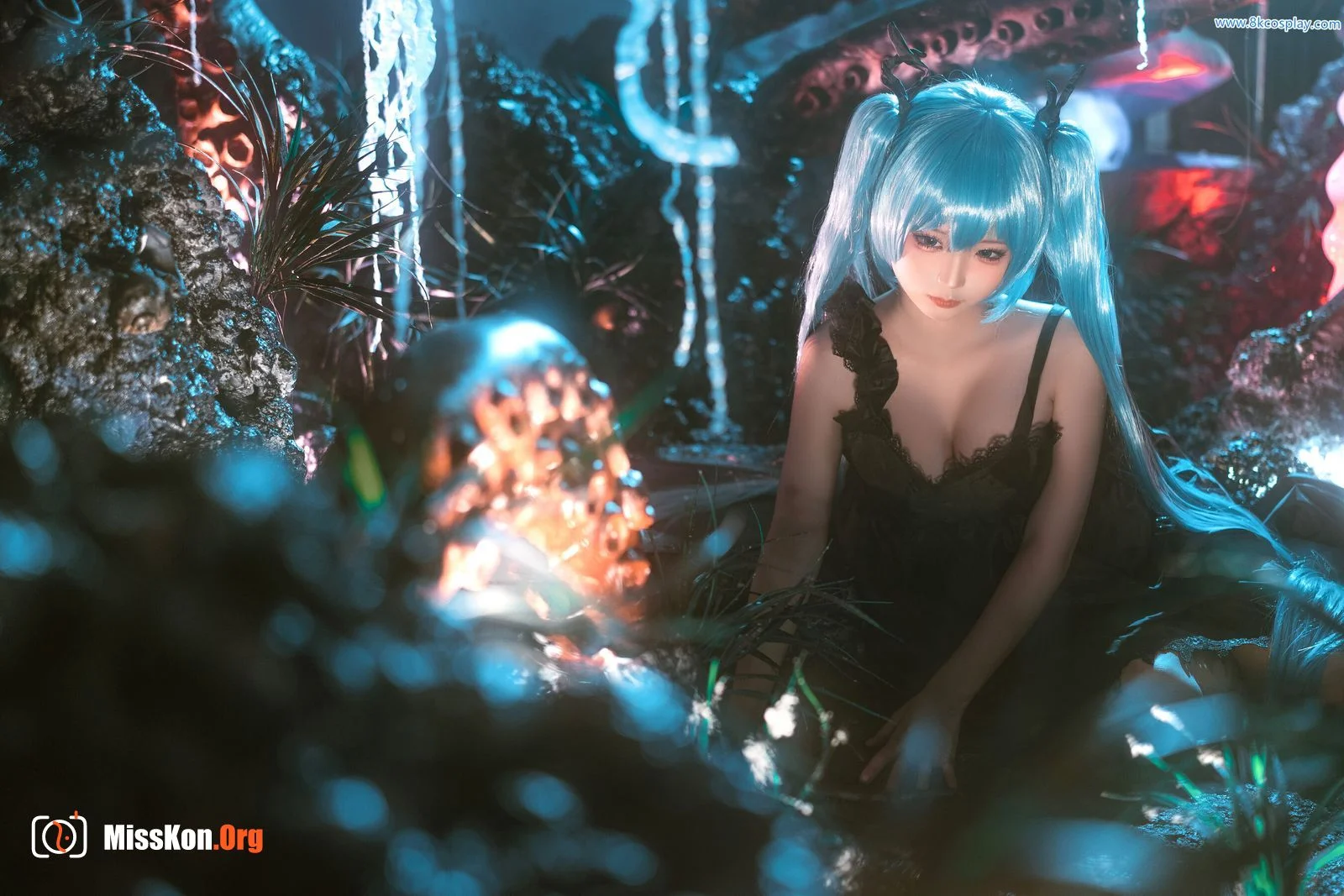 Stupid Momo: Hatsune Deep Sea Girl - Photo 11