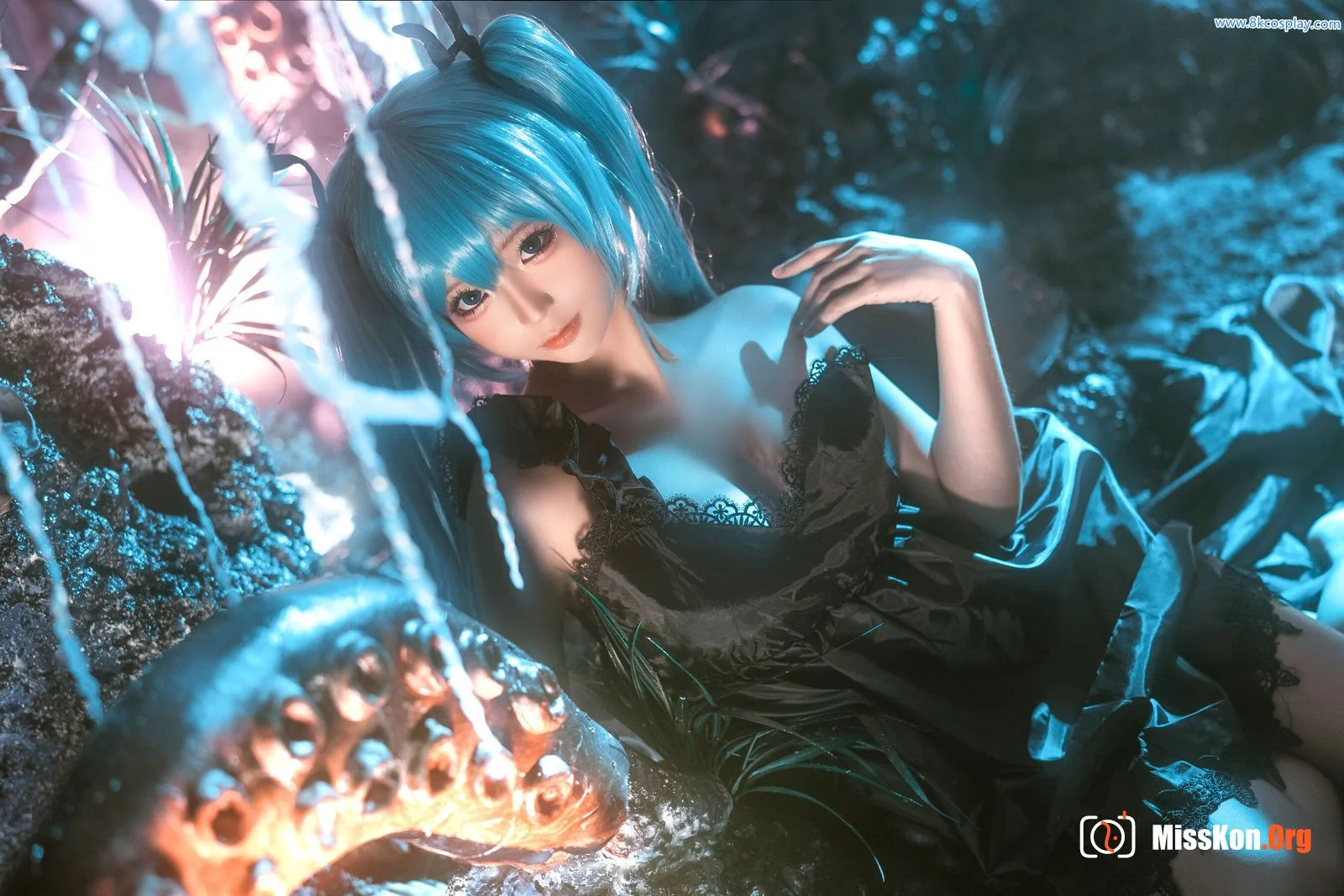 Stupid Momo: Hatsune Deep Sea Girl - Photo 19