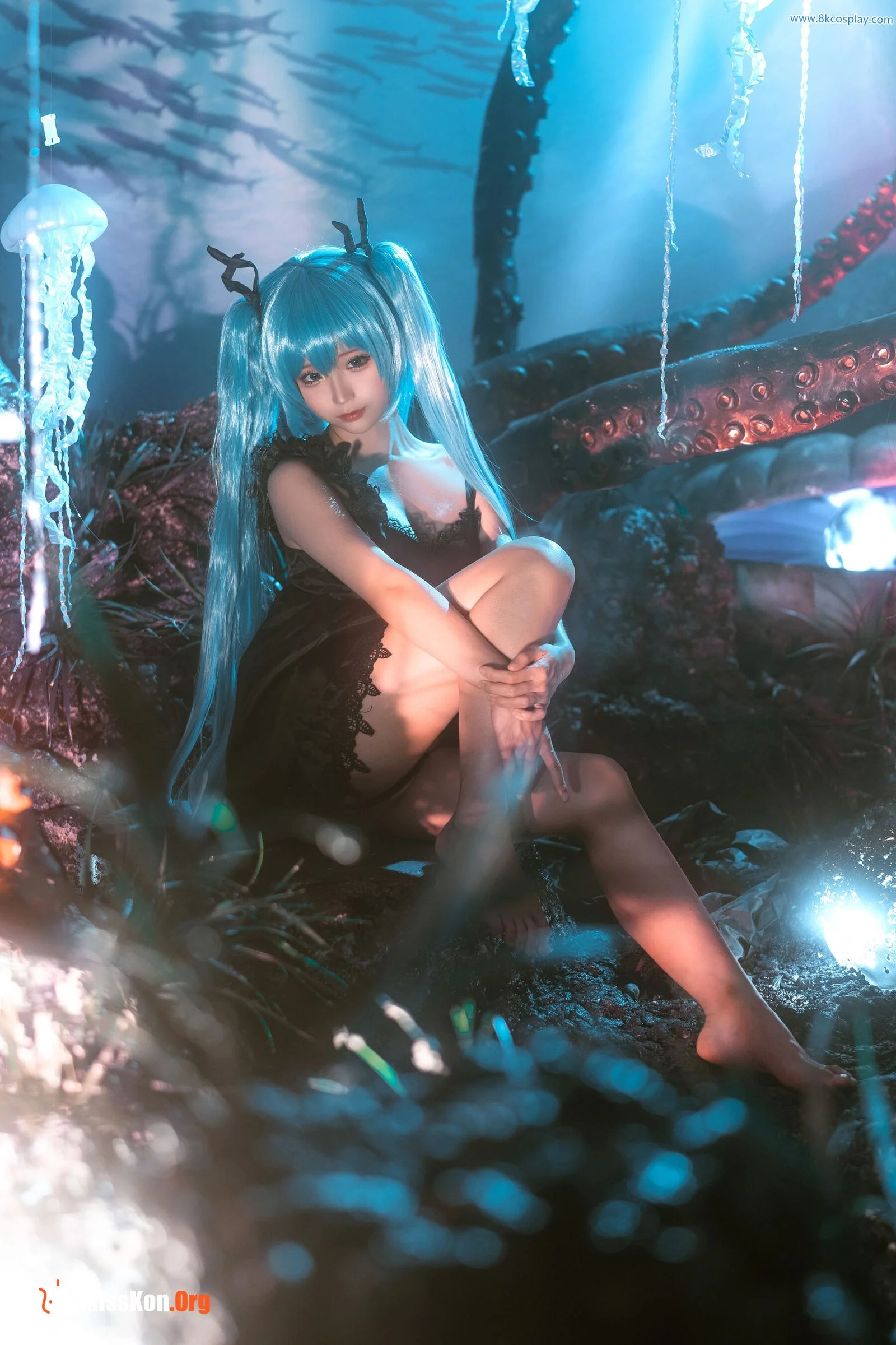 Stupid Momo: Hatsune Deep Sea Girl - Photo 4