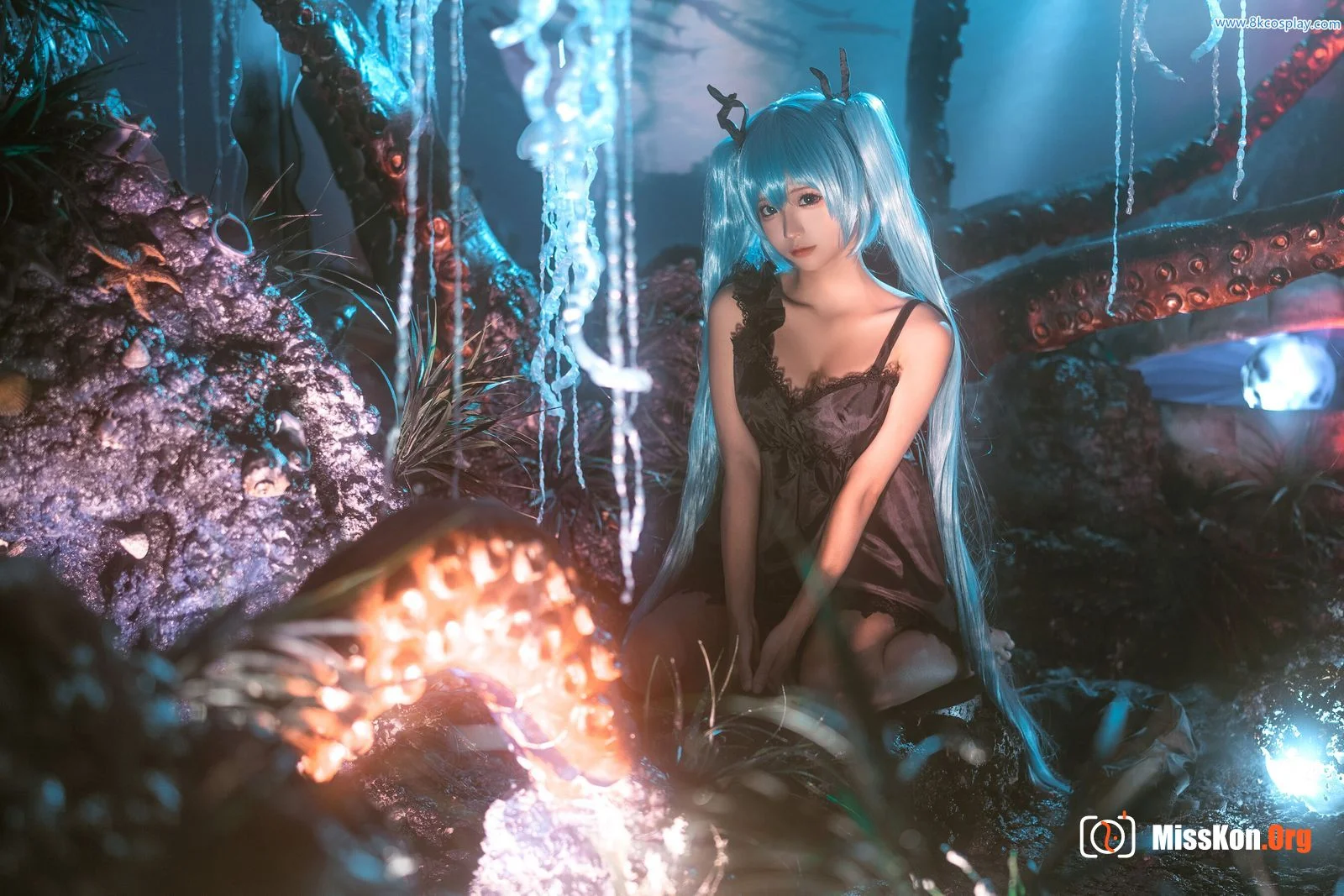 Stupid Momo: Hatsune Deep Sea Girl - Photo 5