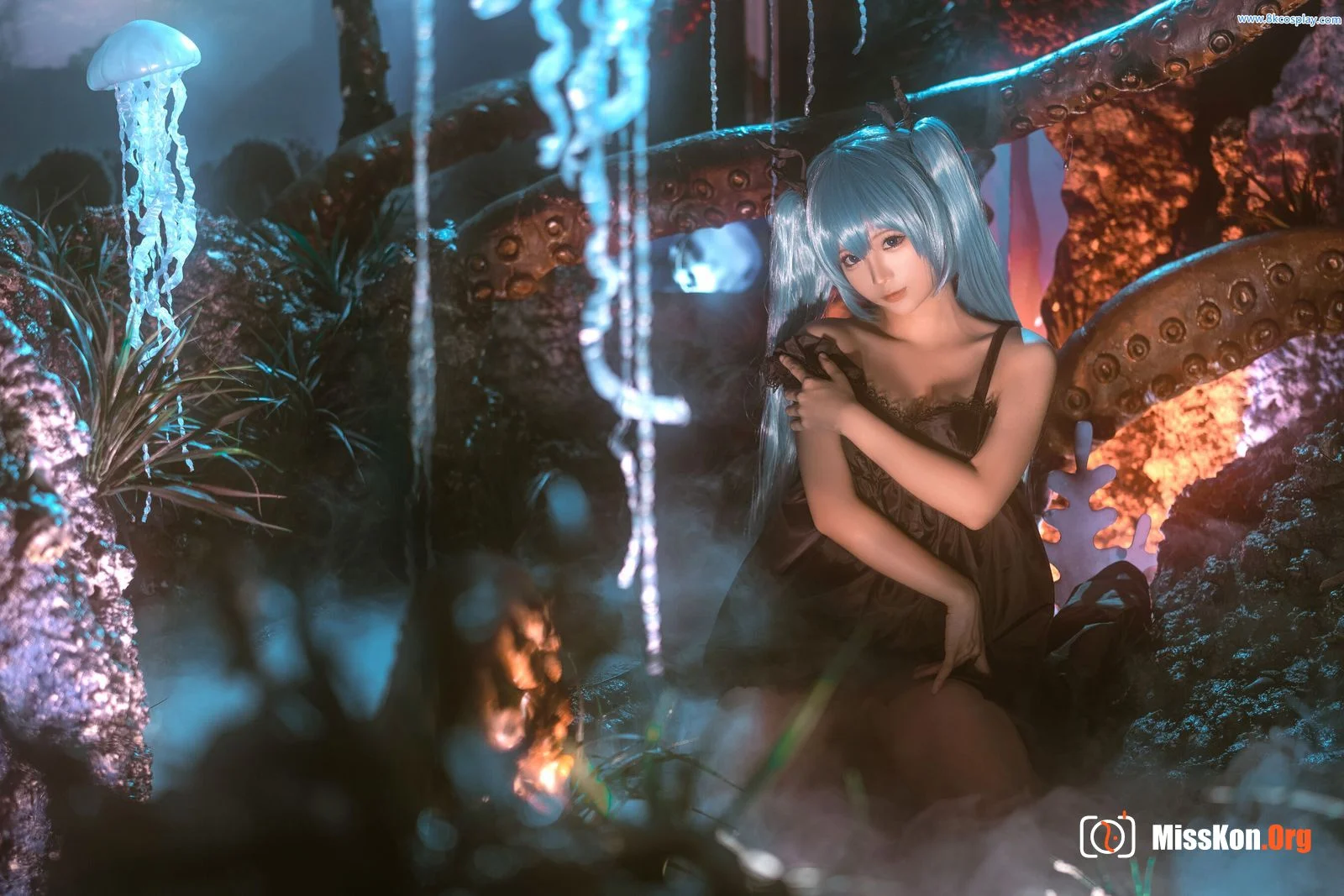 Stupid Momo: Hatsune Deep Sea Girl - Photo 6