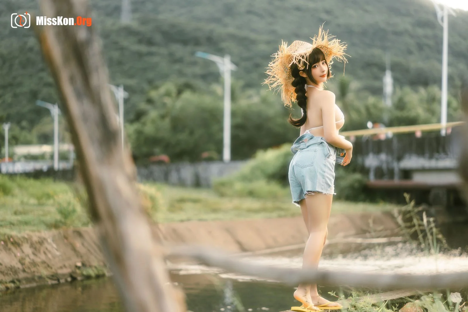 Stupid Momo: Hulk - Photo 11