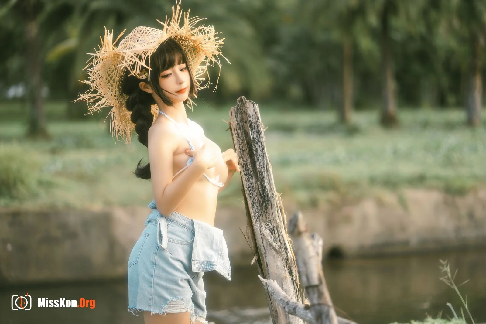 Stupid Momo: Hulk - Photo 15