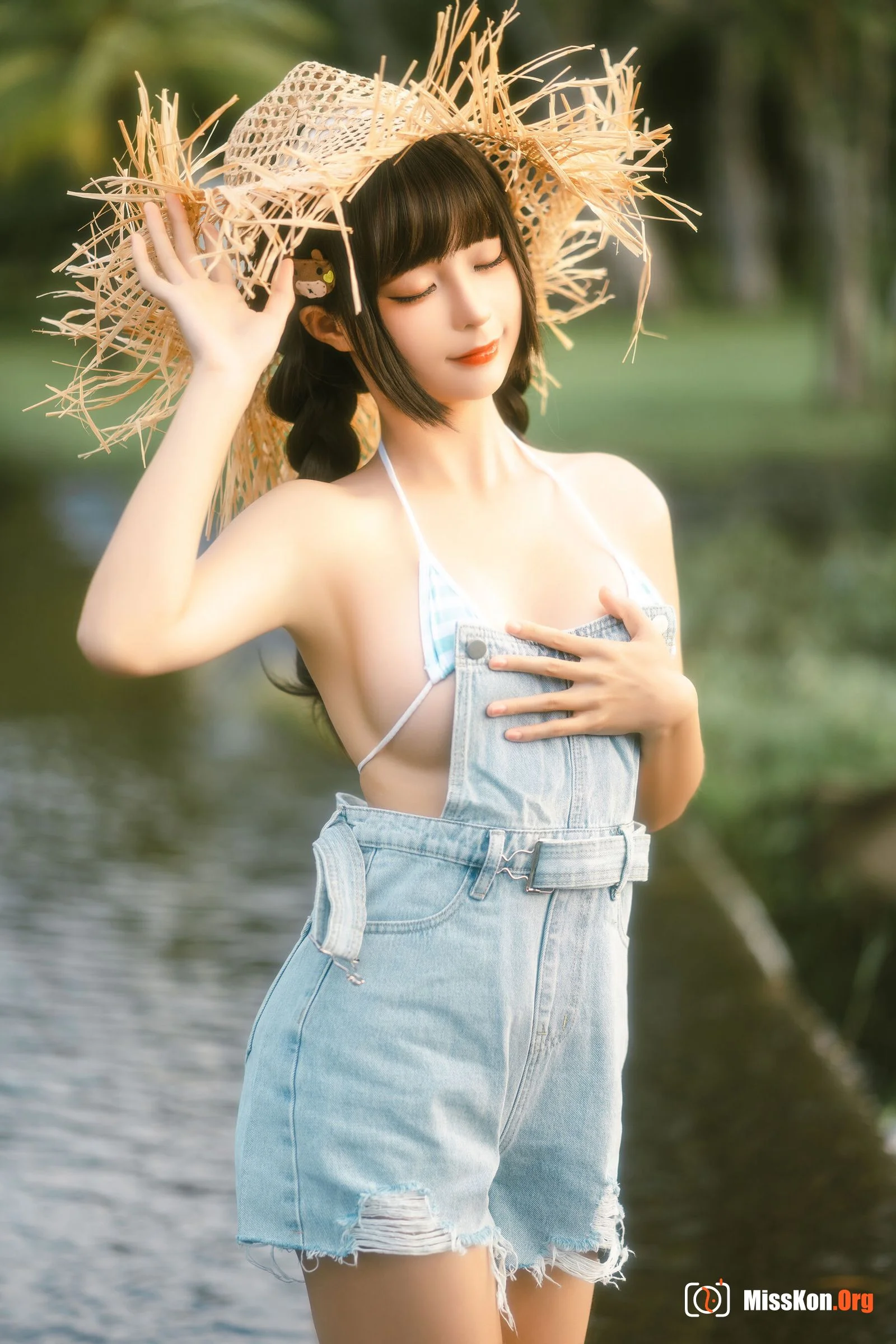 Stupid Momo: Hulk - Photo 8