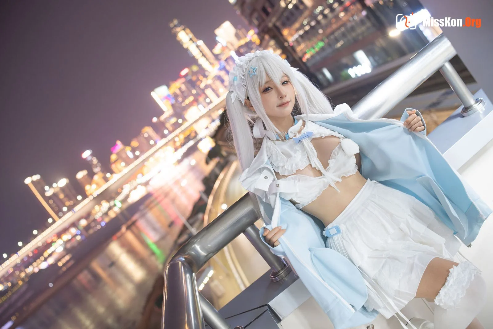 Stupid Momo: Light blue - Photo 14