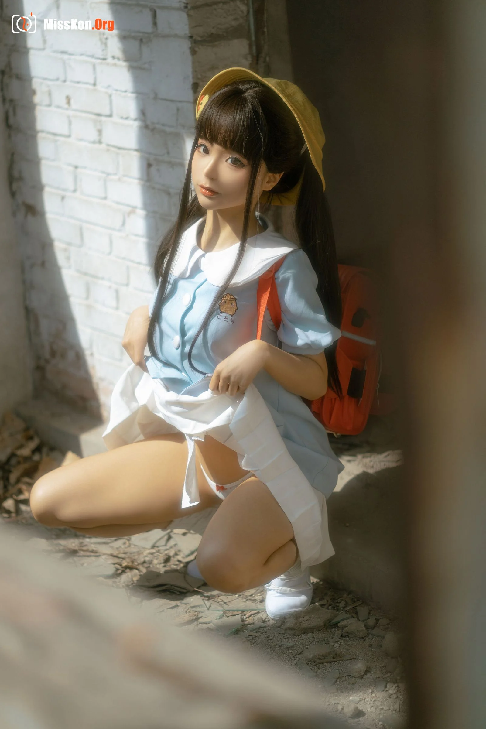 Stupid Momo: Little yellow hat - Photo 11