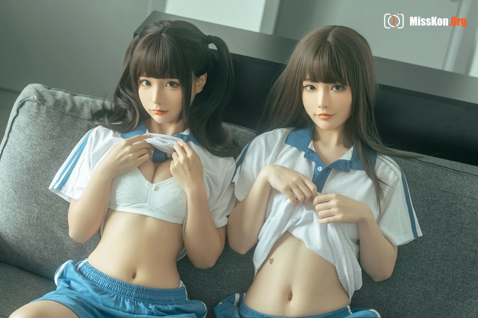 Stupid Momo: My desk mate - Photo 8