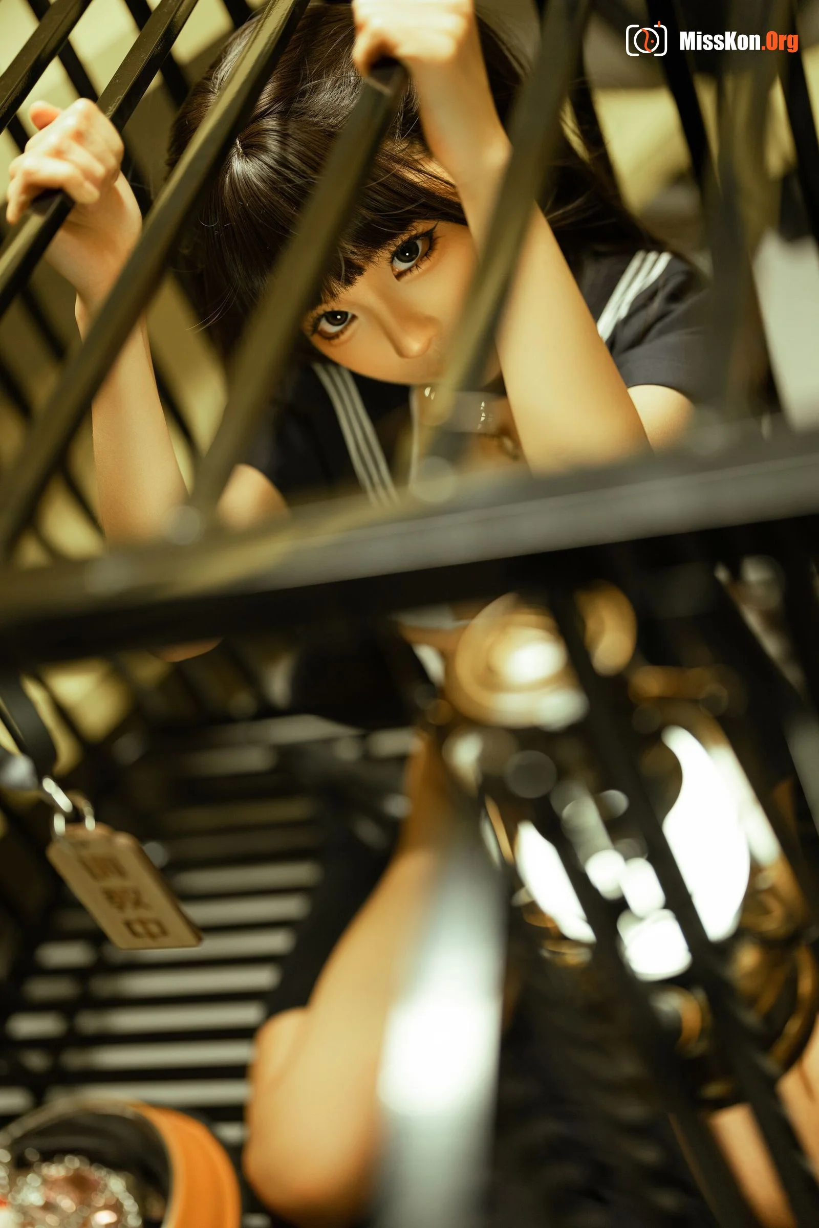 Stupid Momo: Prisoners - Photo 13