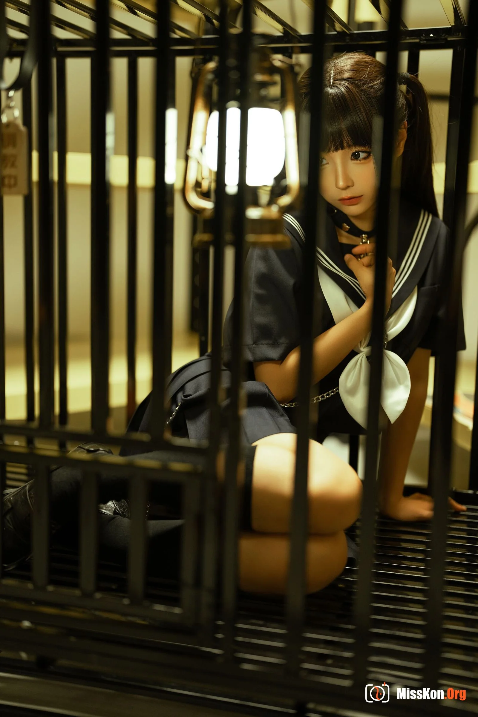 Stupid Momo: Prisoners - Photo 6