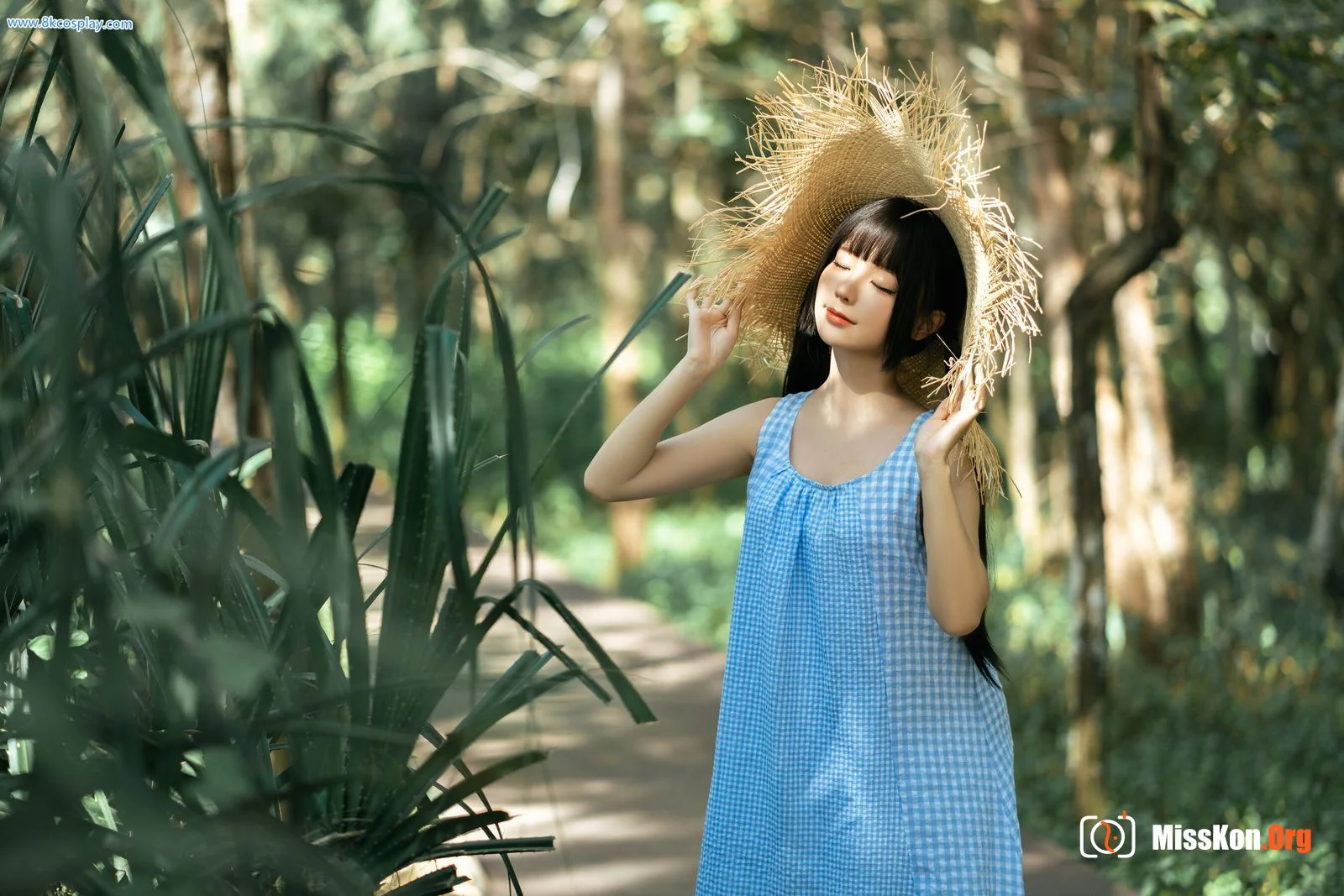 Stupid Momo: Stroll - Photo 6