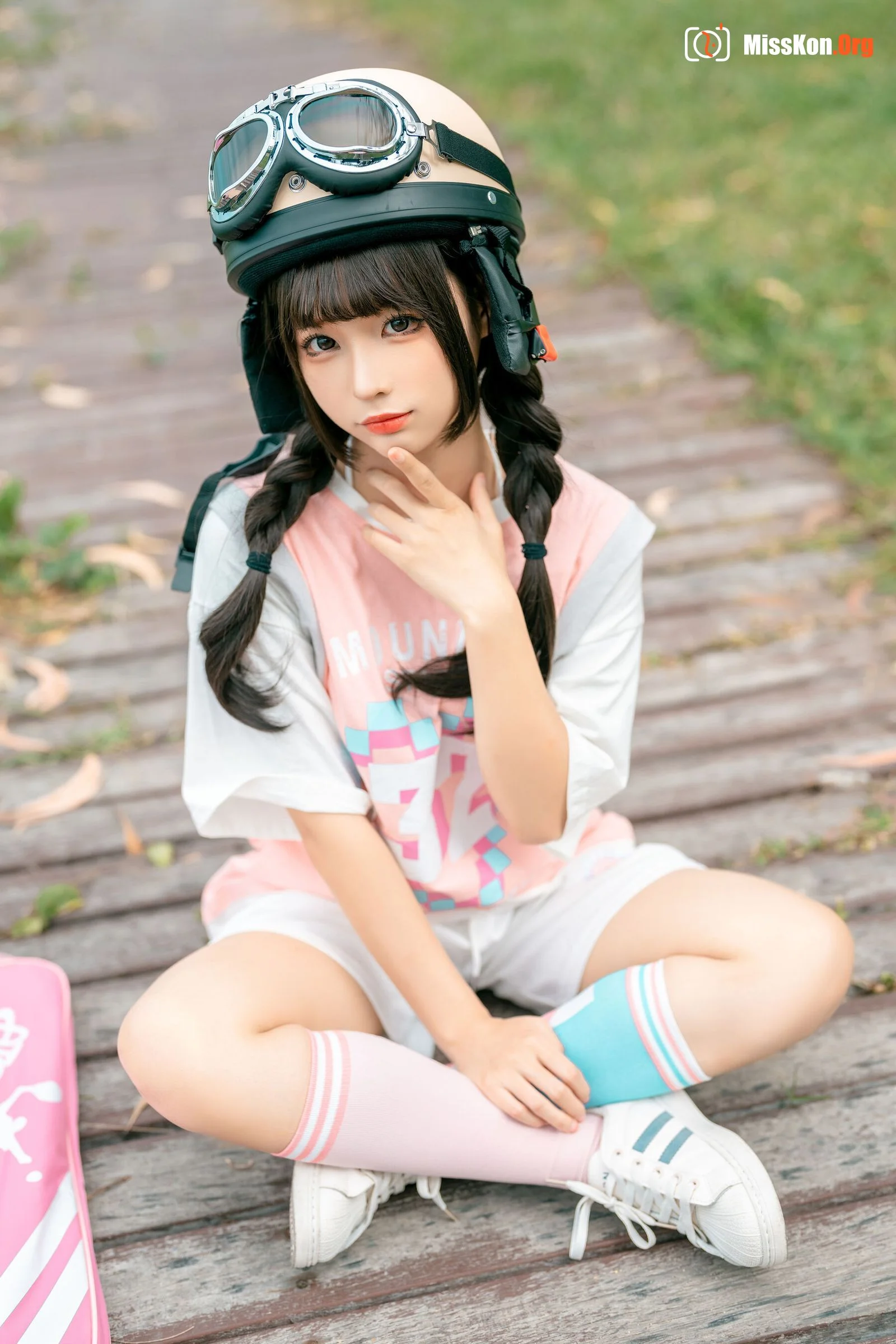 Stupid Momo: Trolley - Photo 12