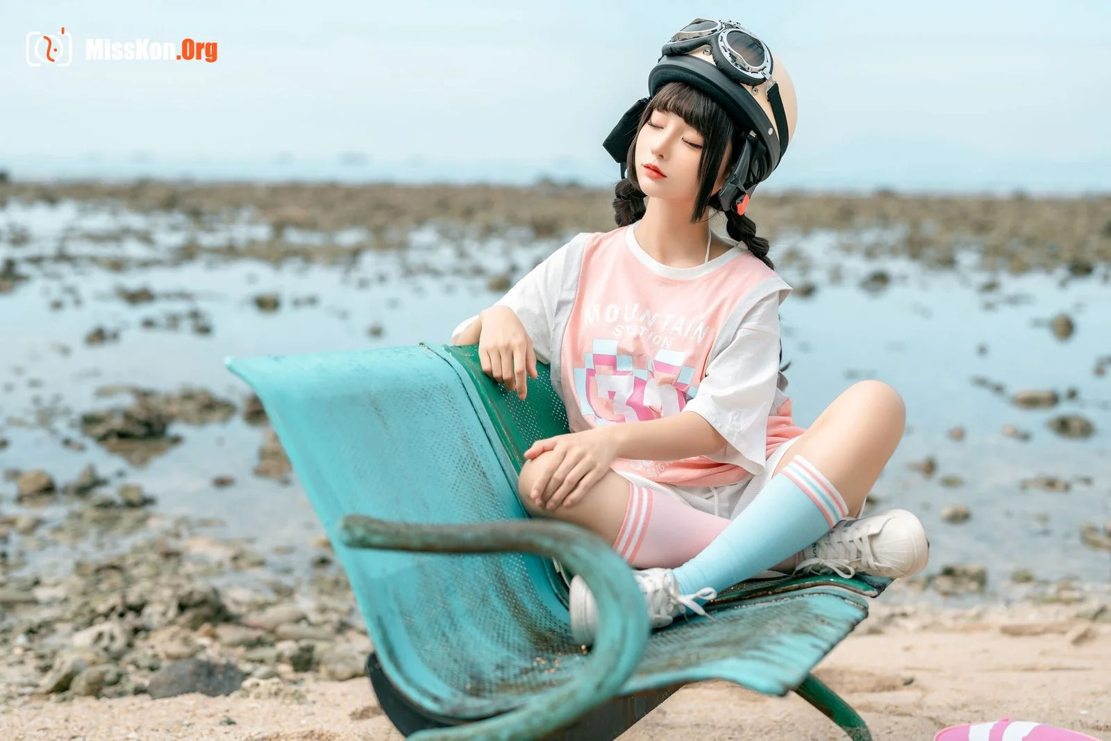 Stupid Momo: Trolley - Photo 20